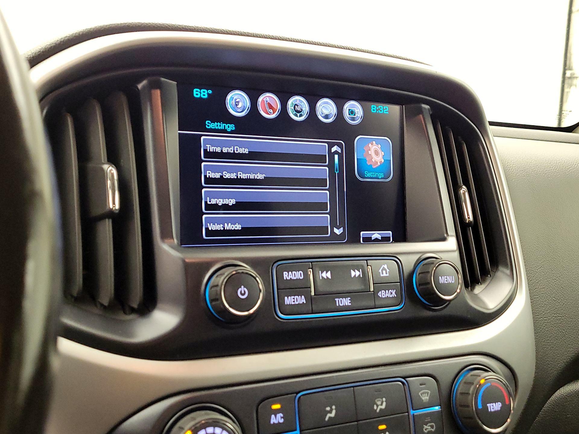 Thumbnail: 2018 Chevrolet Colorado - 15