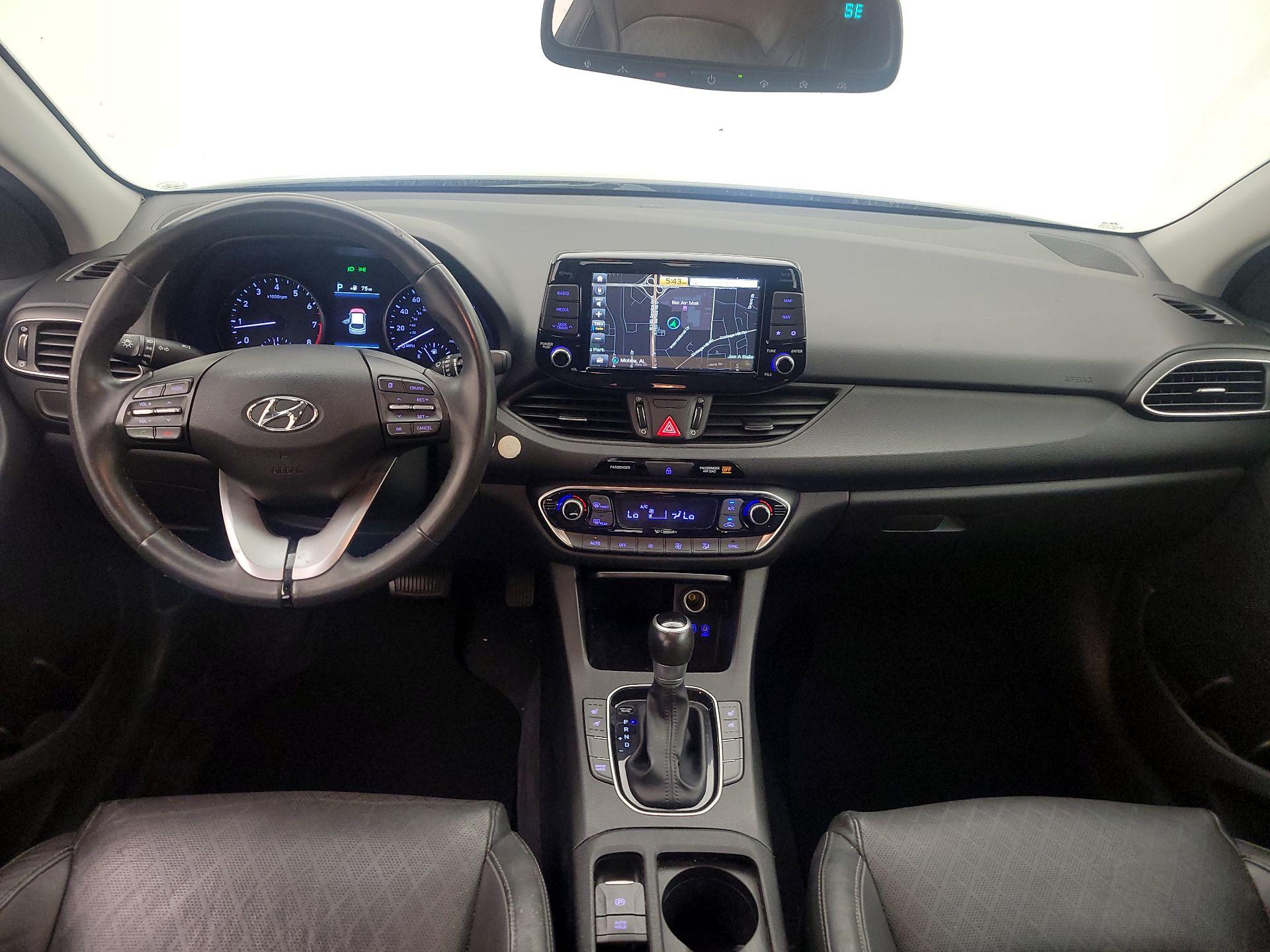 Thumbnail: 2018 Hyundai Elantra - 9