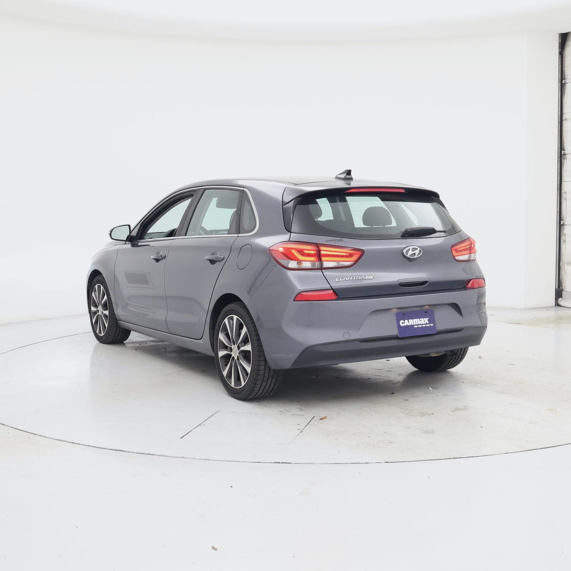 Thumbnail: 2018 Hyundai Elantra - 2