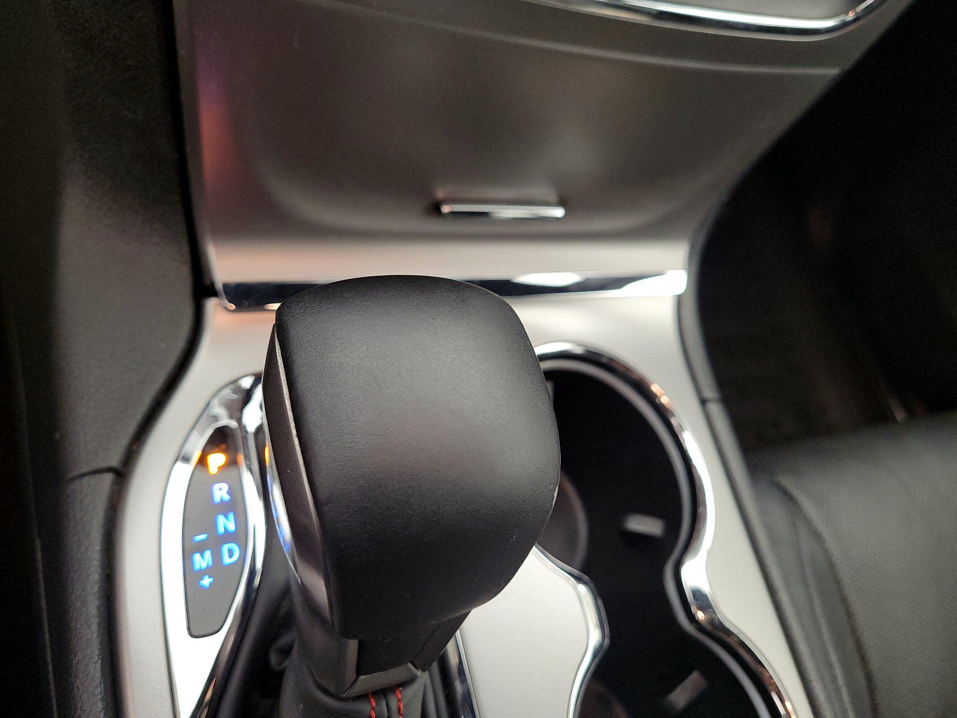 Thumbnail: 2018 Jeep Grand Cherokee - 15