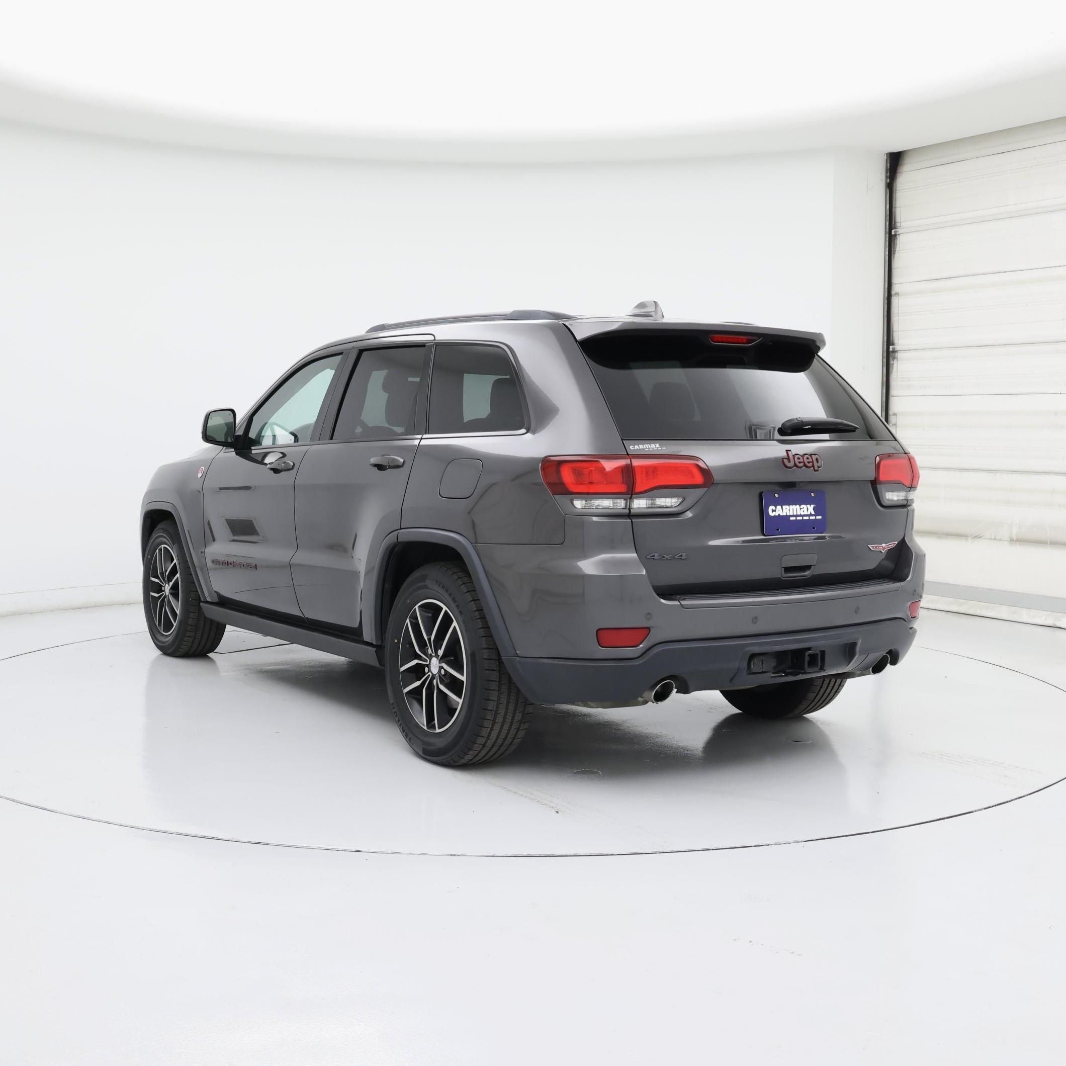 Thumbnail: 2018 Jeep Grand Cherokee - 2