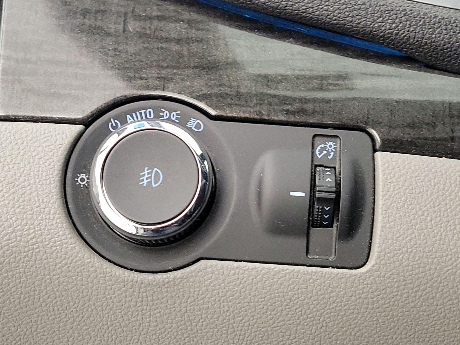 Thumbnail: 2015 Buick Encore - 13