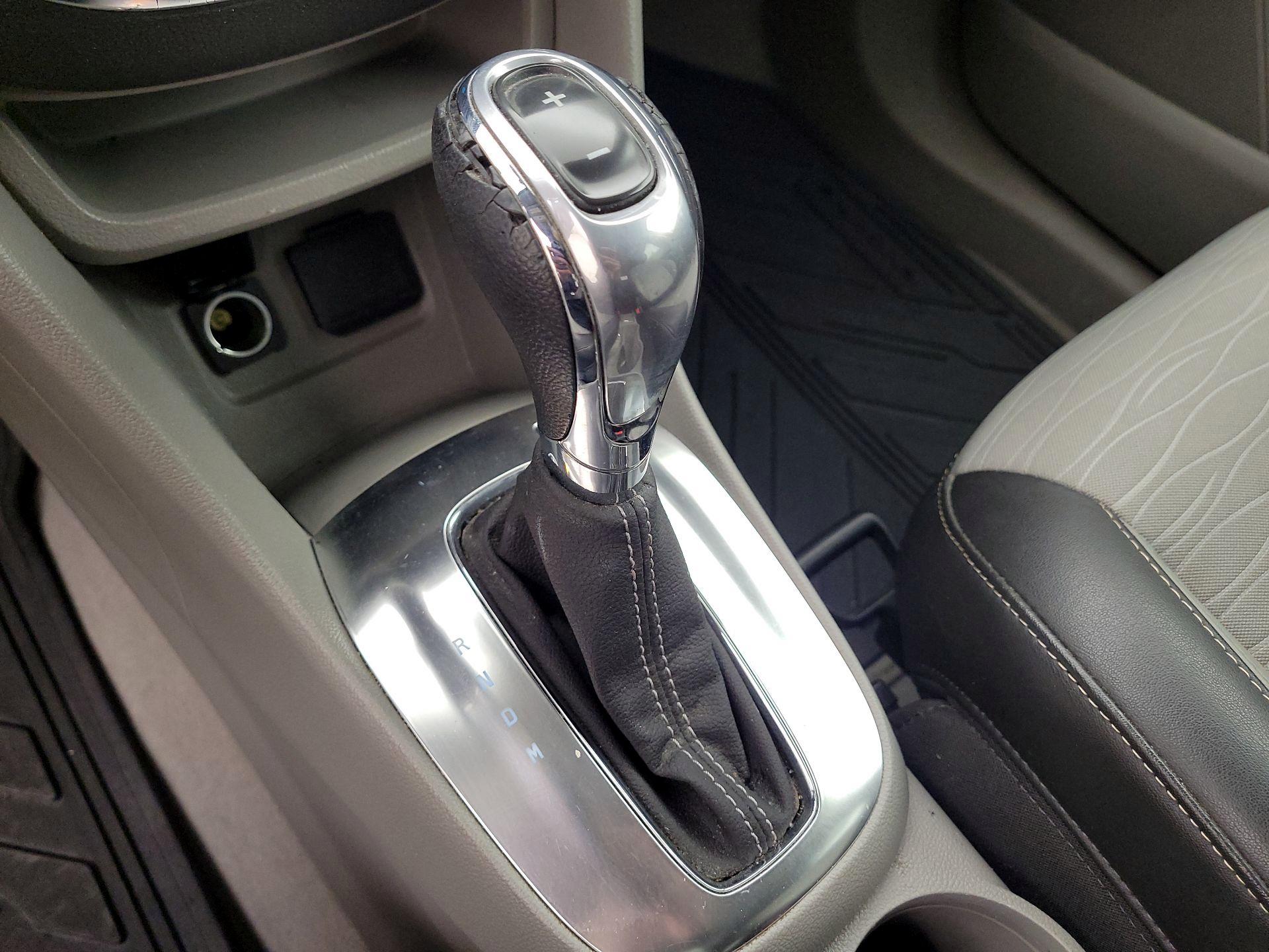 Thumbnail: 2015 Buick Encore - 17