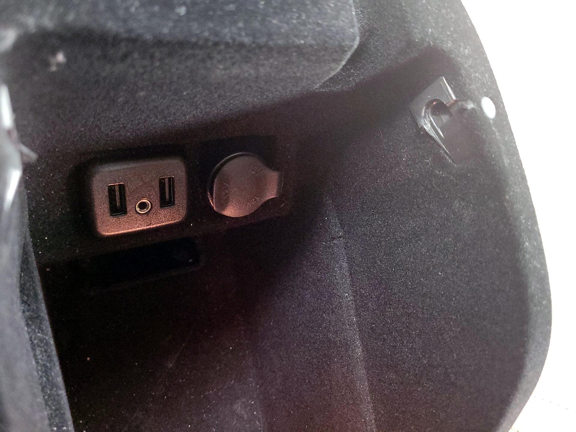 Thumbnail: 2016 Buick LaCrosse - 18