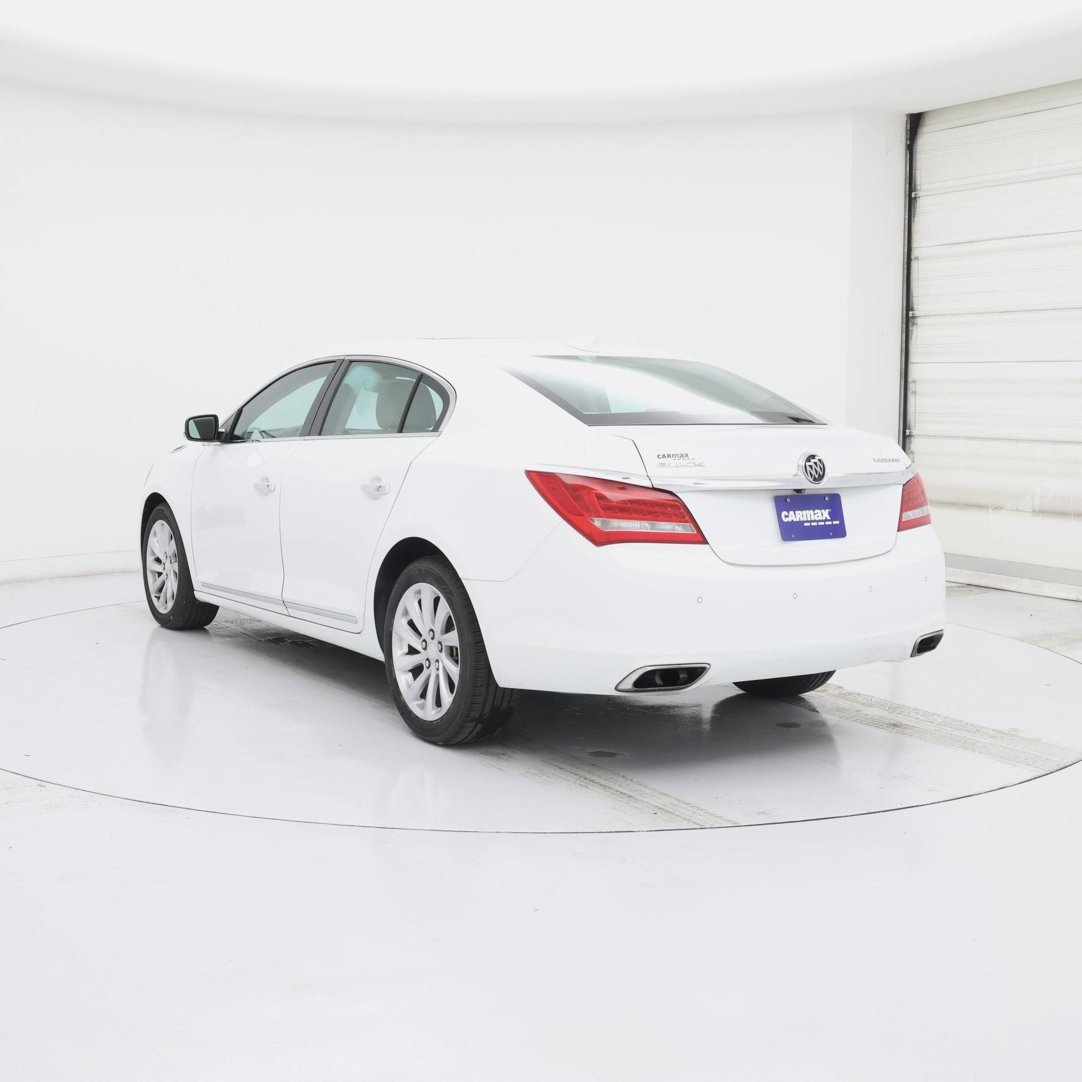 Thumbnail: 2016 Buick LaCrosse - 2