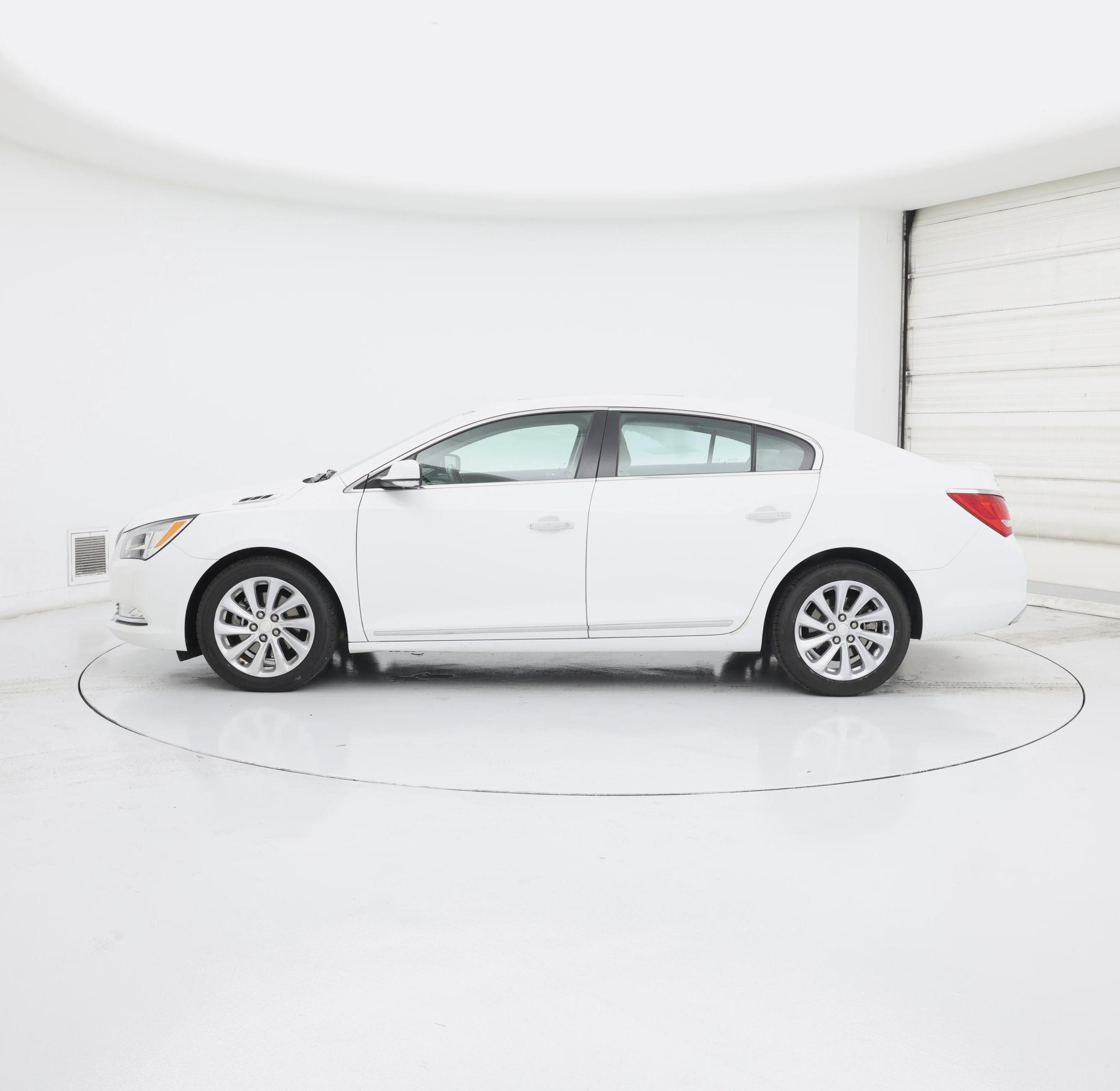 Thumbnail: 2016 Buick LaCrosse - 3