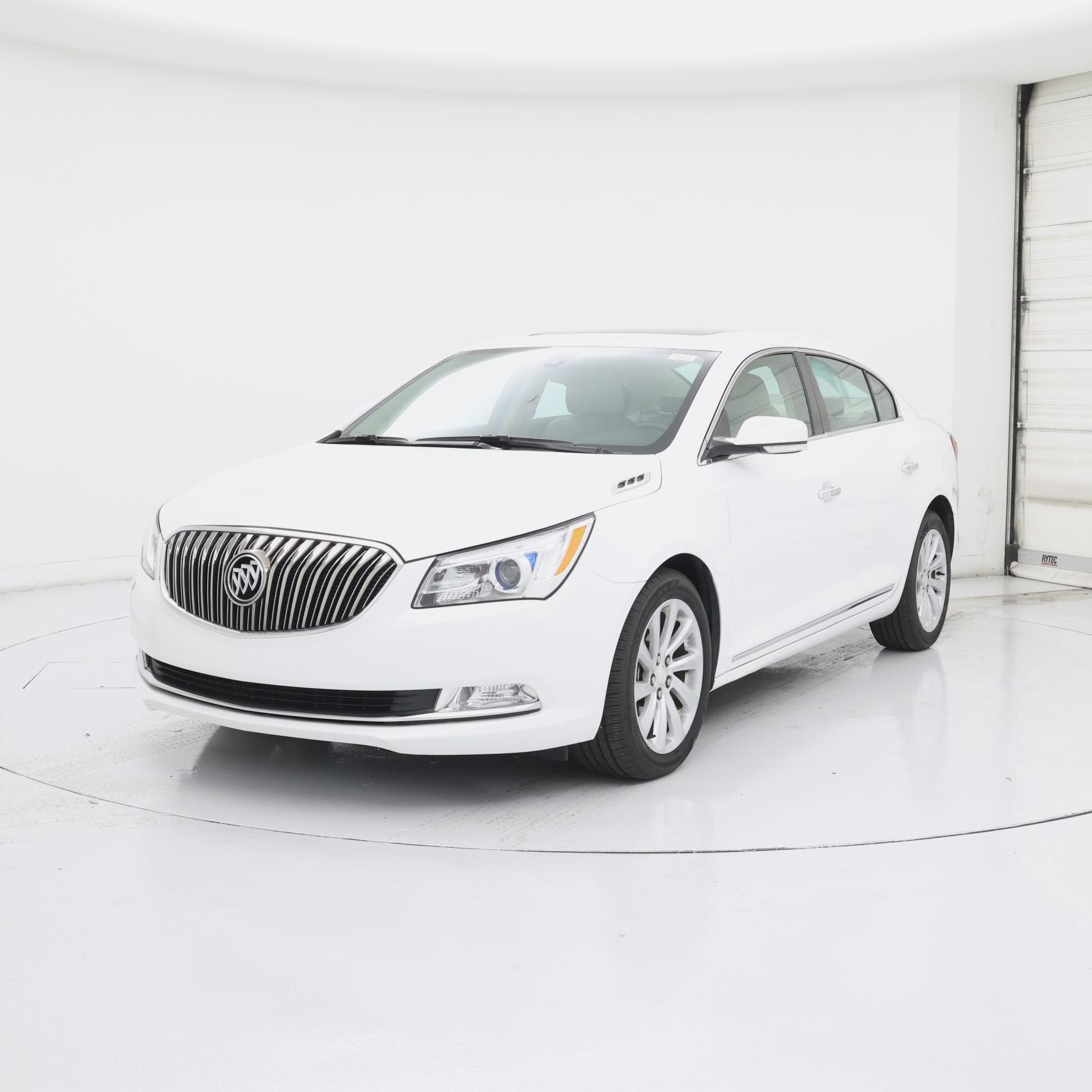 Thumbnail: 2016 Buick LaCrosse - 4