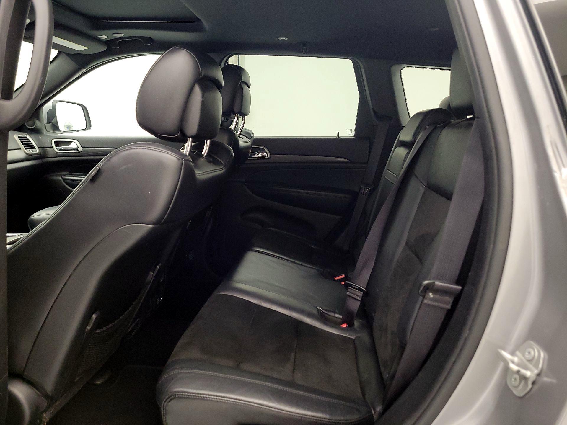 Thumbnail: 2019 Jeep Grand Cherokee - 19