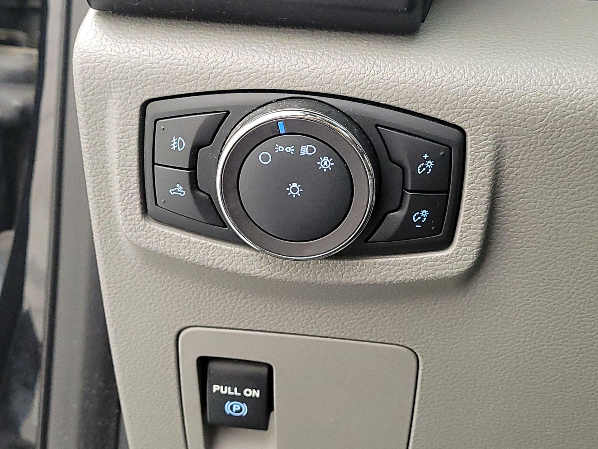 Thumbnail: 2019 Ford F-150 - 13