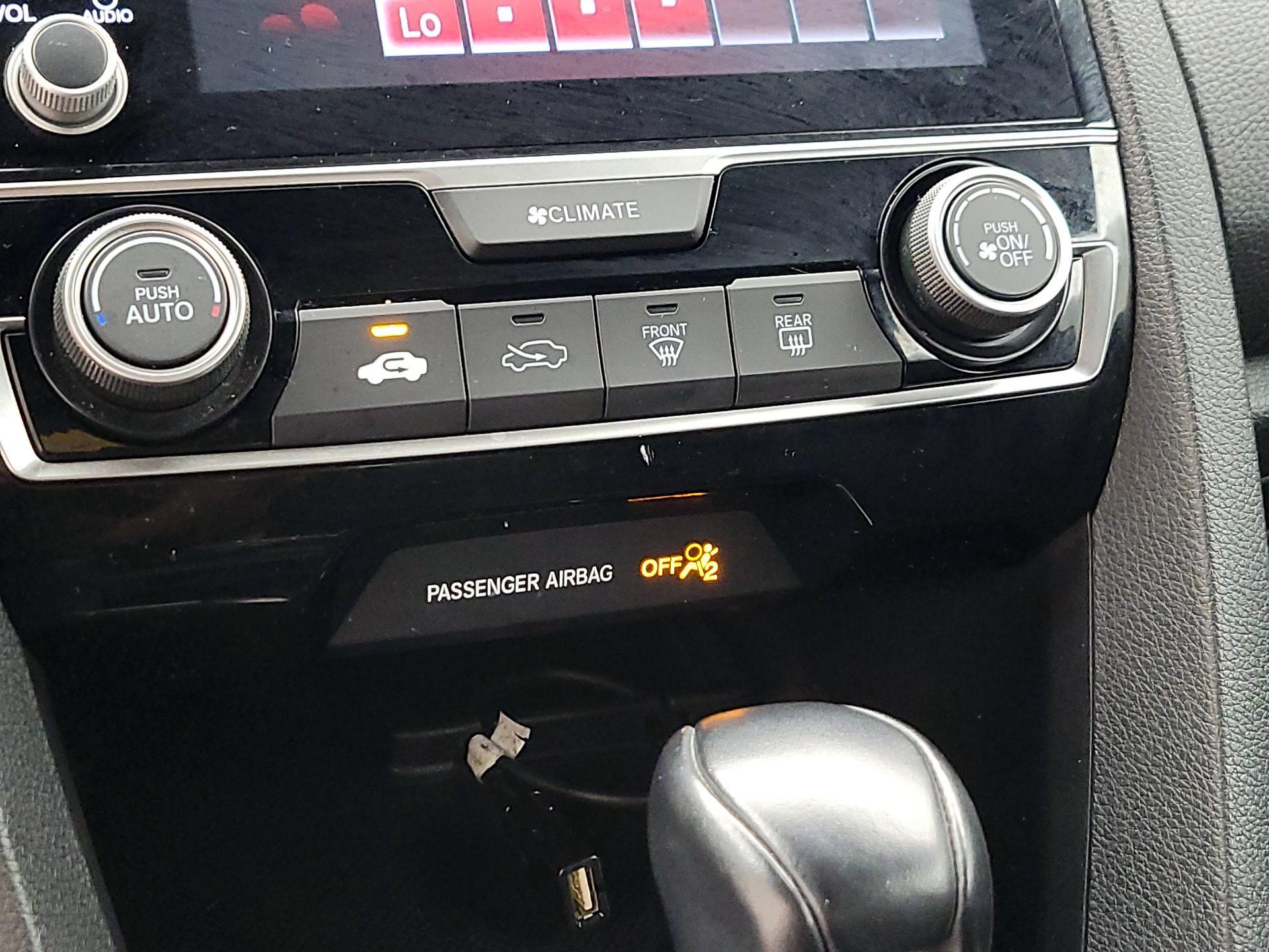 Thumbnail: 2019 Honda Civic - 16