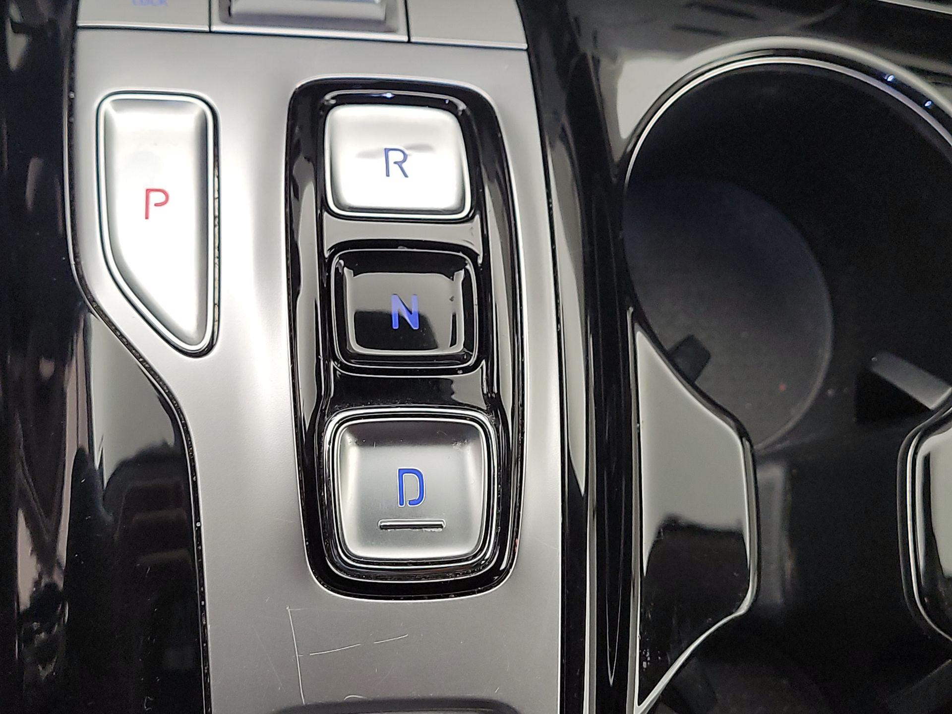 Thumbnail: 2022 Hyundai Tucson - 17