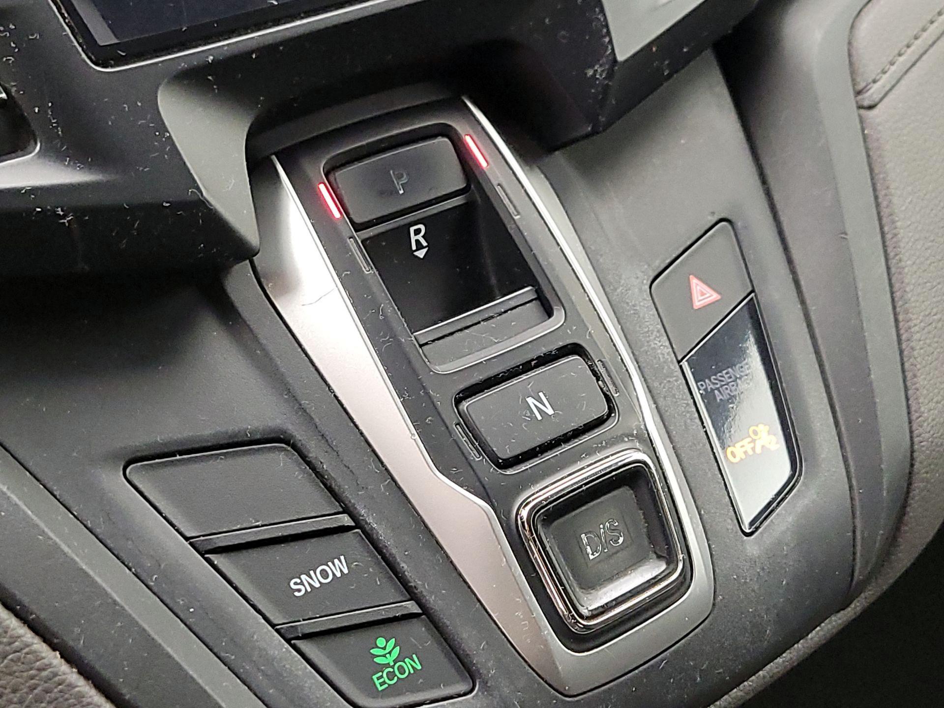 Thumbnail: 2018 Honda Odyssey - 17