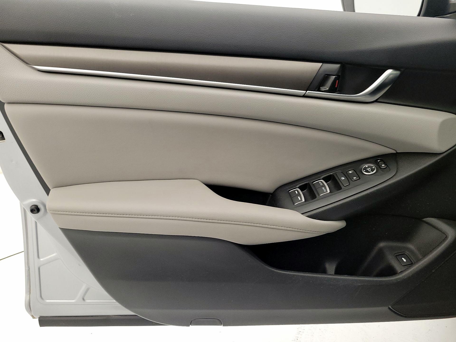 Thumbnail: 2018 Honda Accord - 12