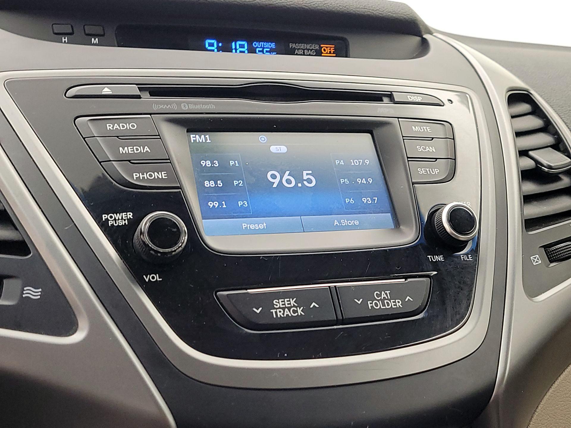 Thumbnail: 2015 Hyundai Elantra - 15