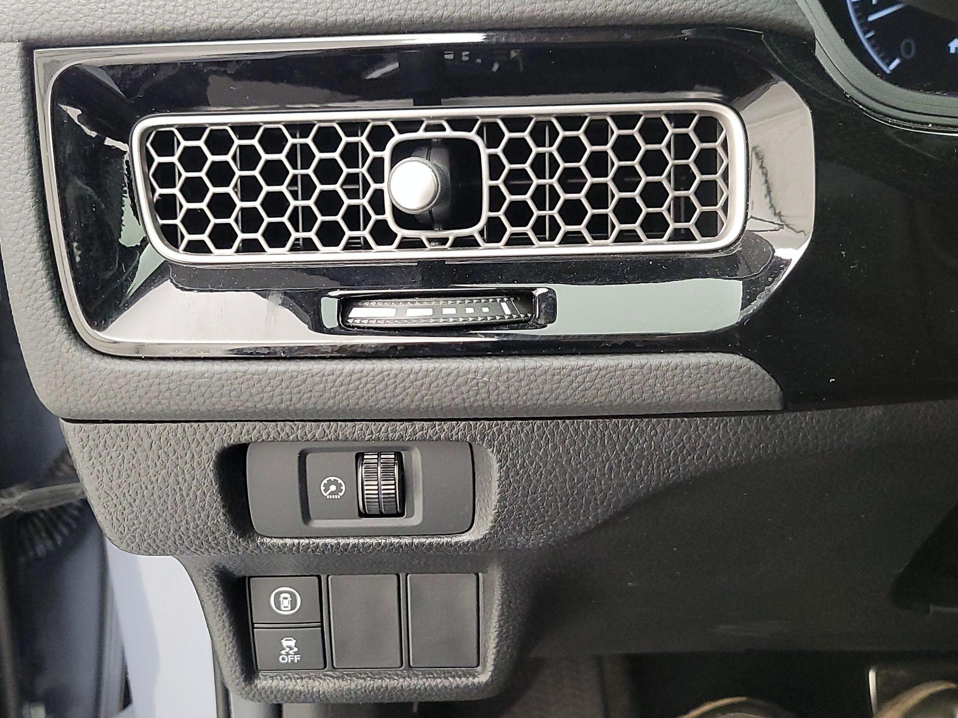 Thumbnail: 2024 Honda Civic - 13