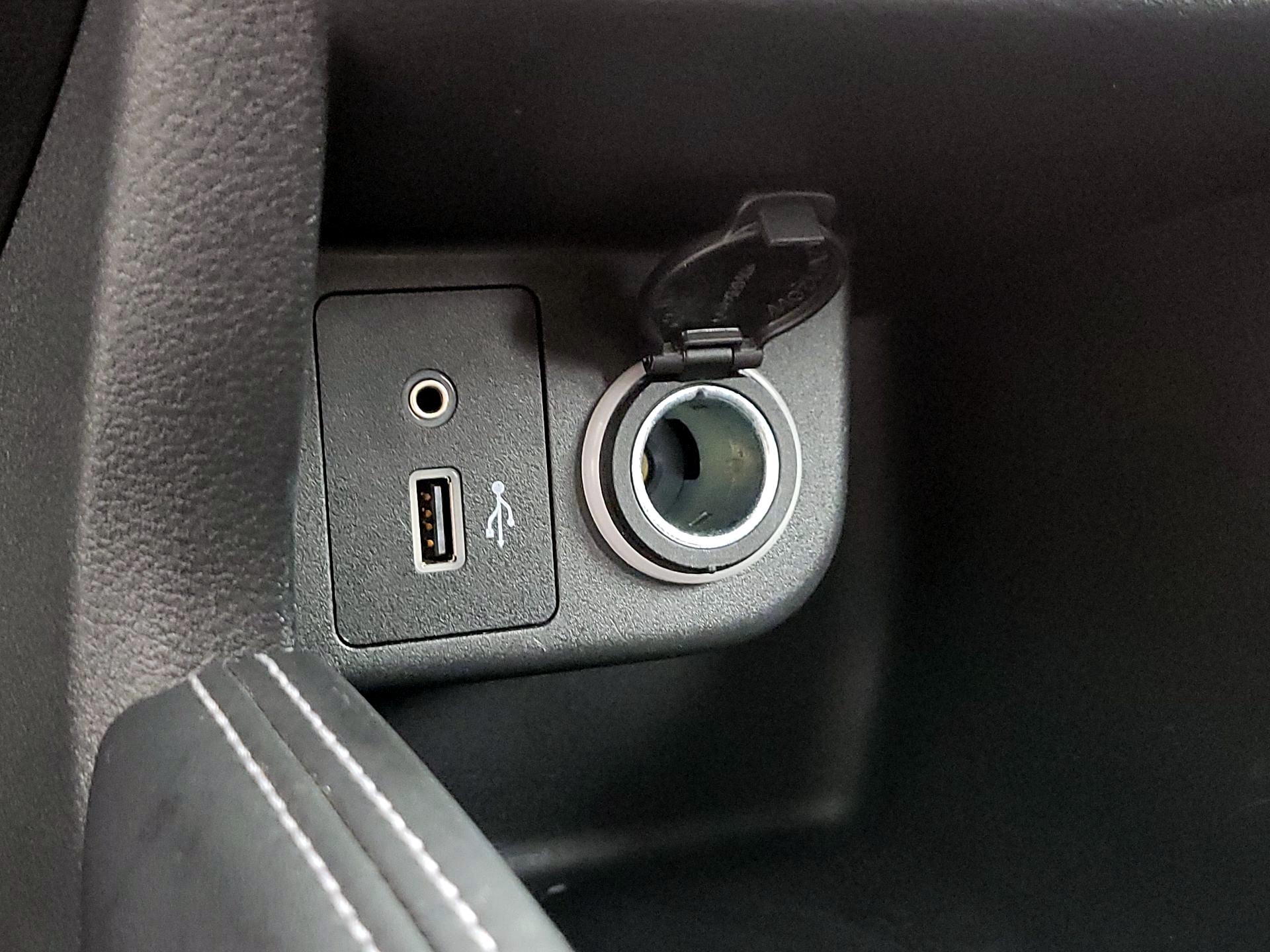 Thumbnail: 2020 Nissan Kicks - 18