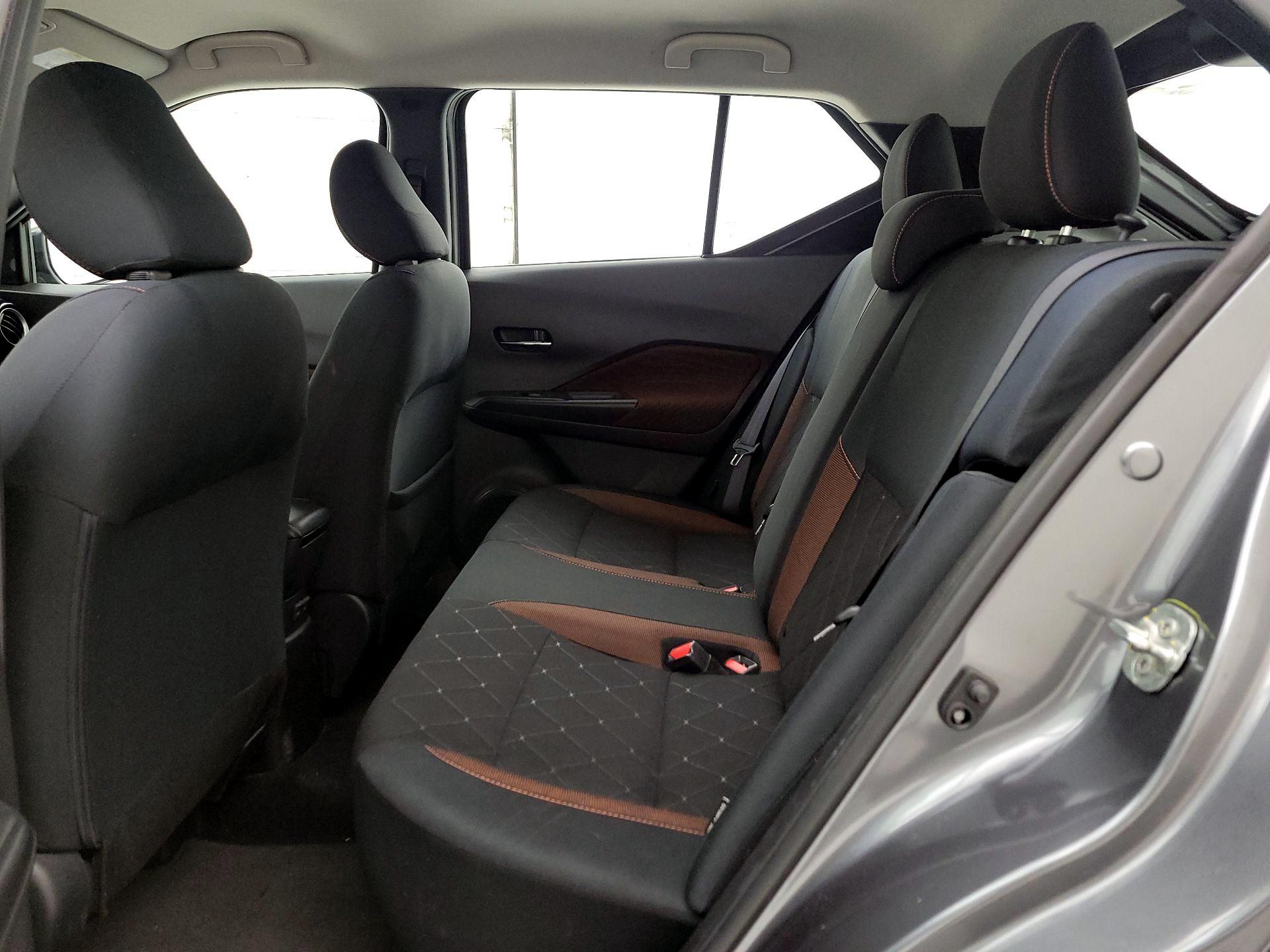 Thumbnail: 2020 Nissan Kicks - 19