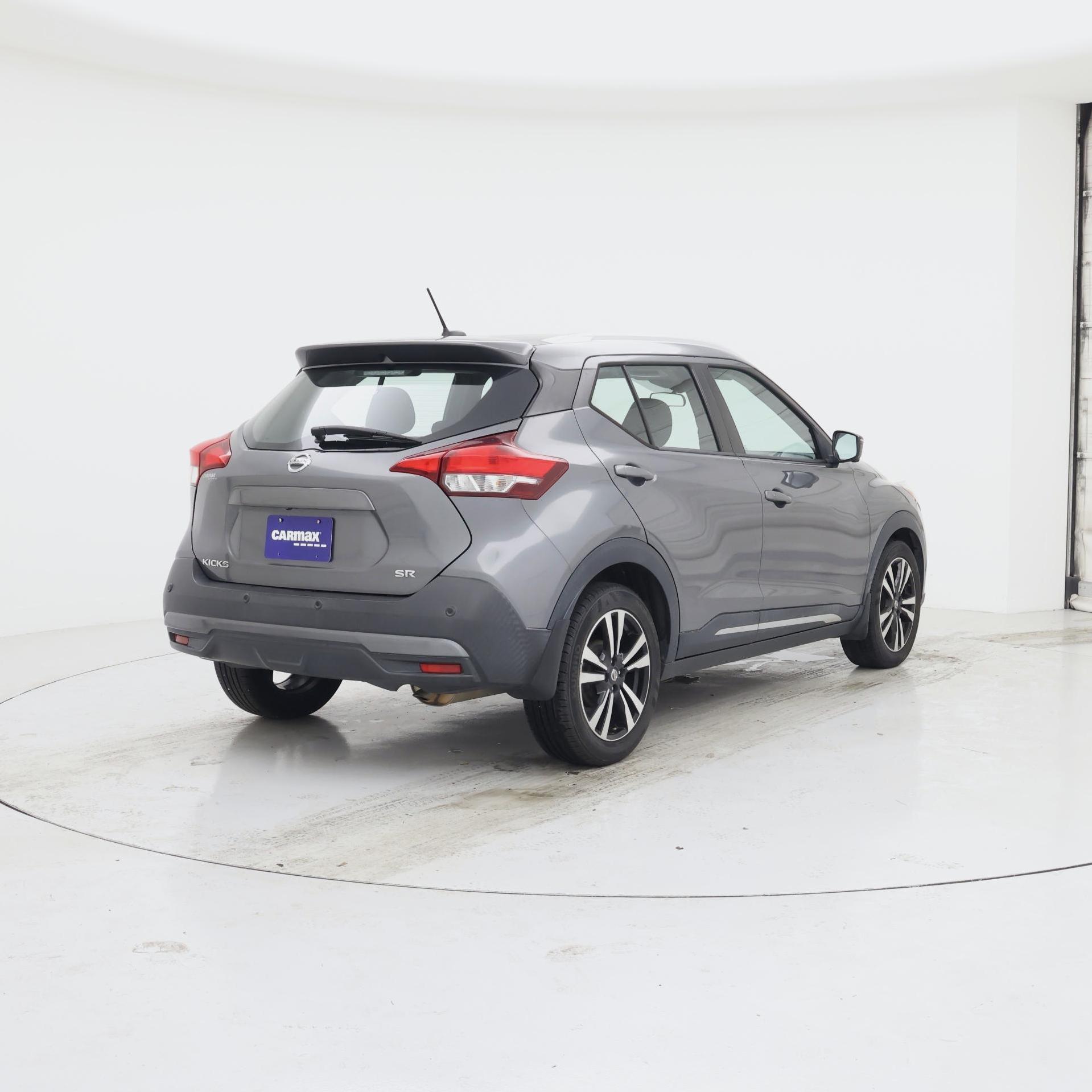 Thumbnail: 2020 Nissan Kicks - 8