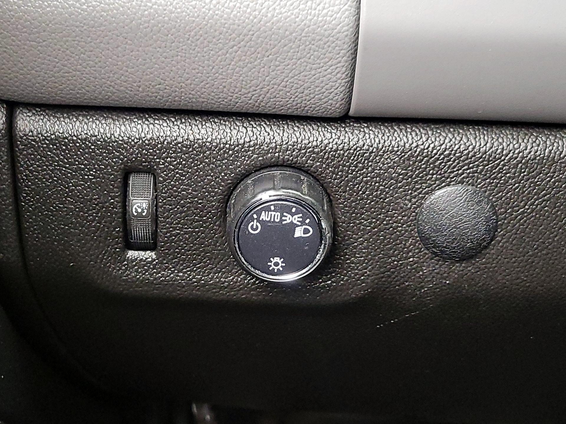 Thumbnail: 2020 Chevrolet Colorado - 13