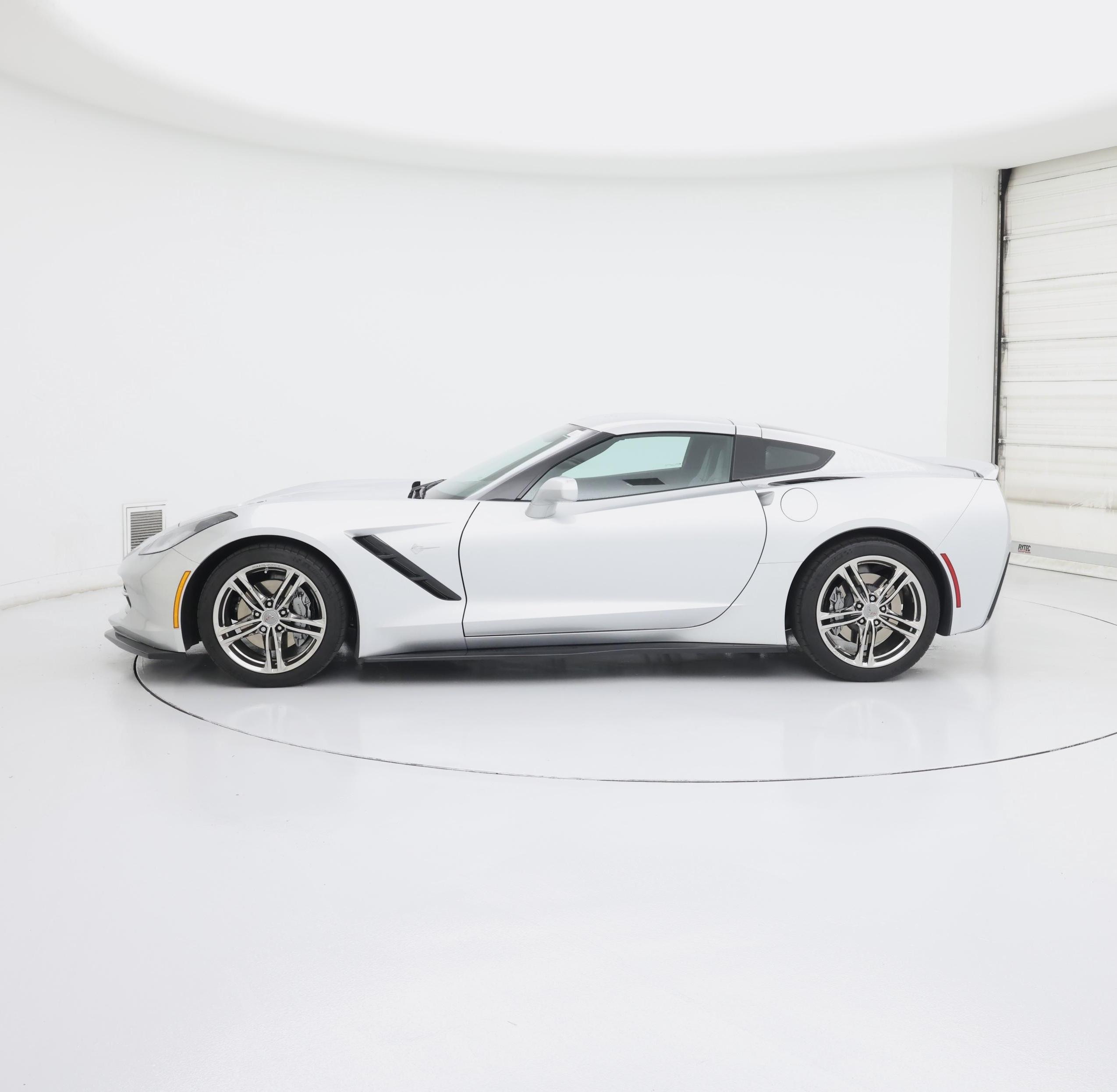 Thumbnail: 2016 Chevrolet Corvette - 3