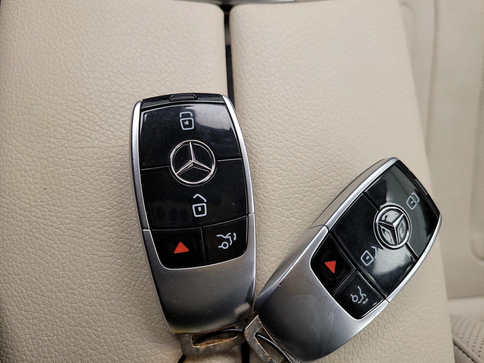 Thumbnail: 2019 Mercedes-Benz CLS - 20