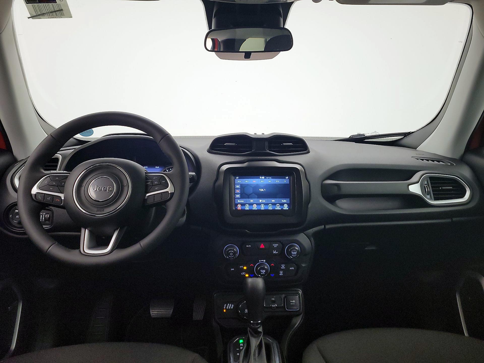 Thumbnail: 2021 Jeep Renegade - 9