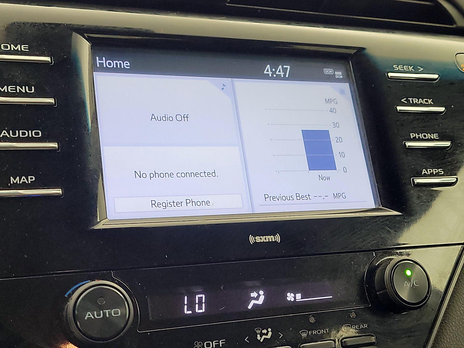 Thumbnail: 2020 Toyota Camry - 15