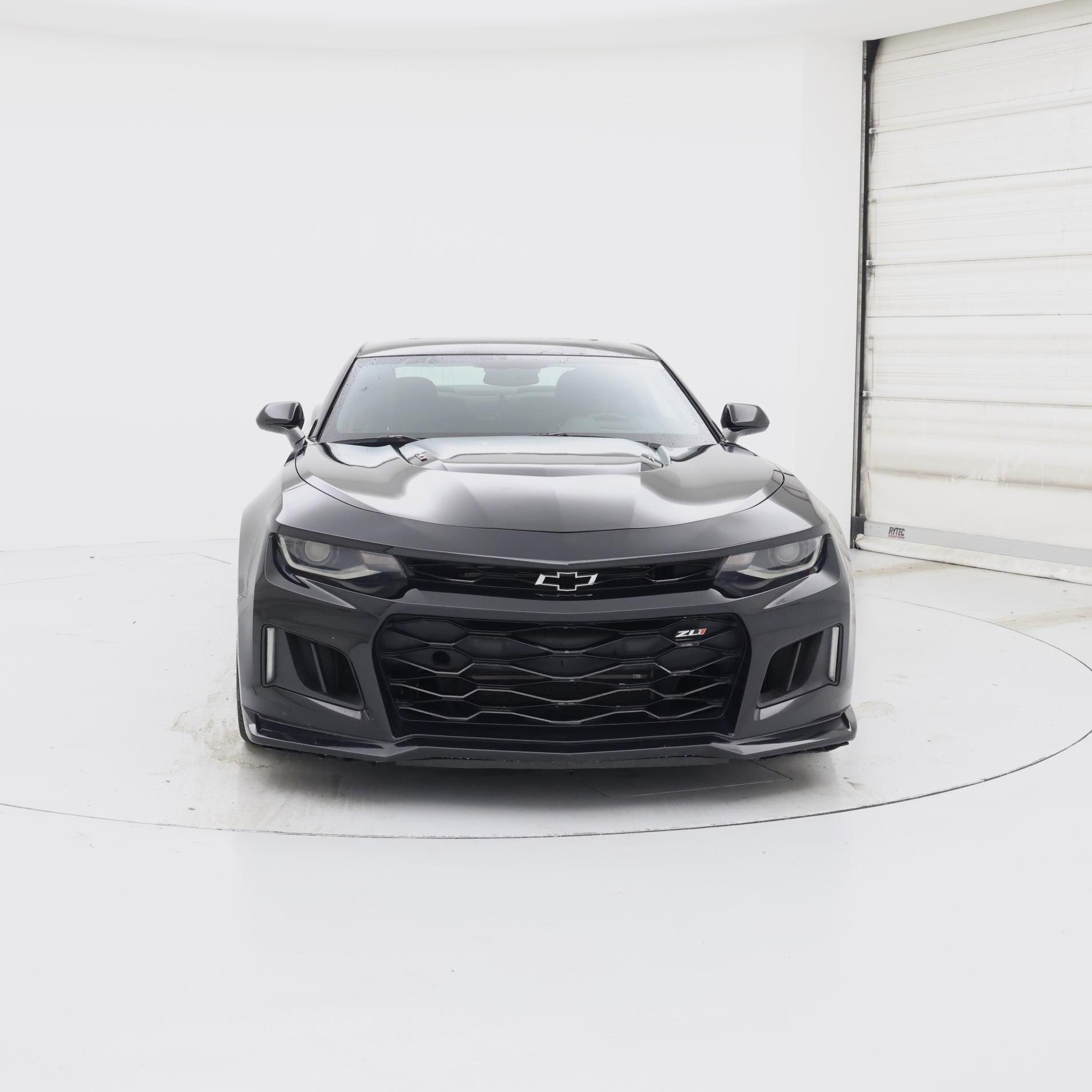 Thumbnail: 2017 Chevrolet Camaro - 5