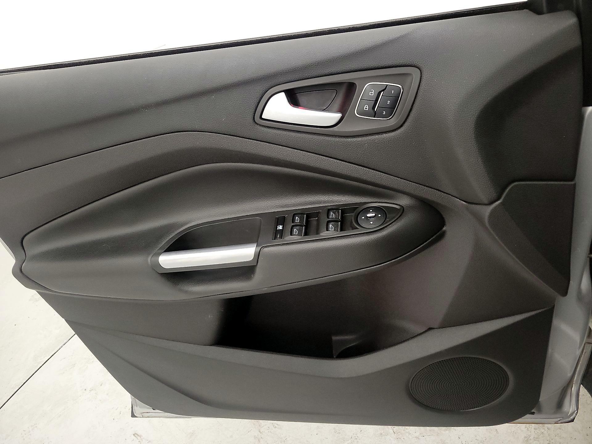 Thumbnail: 2014 Ford Escape - 12