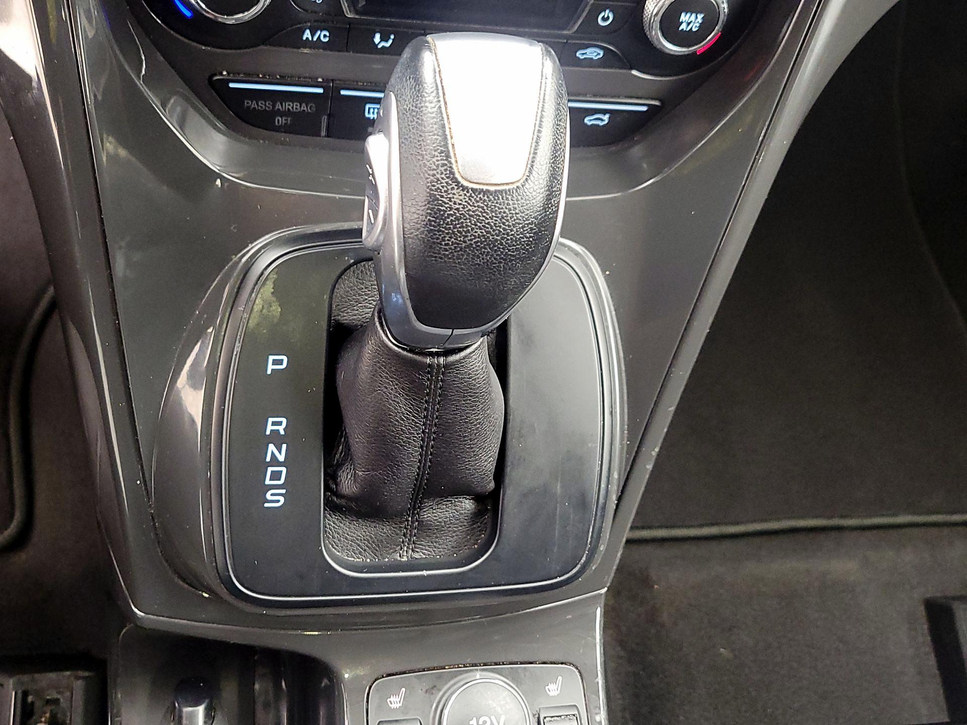 Thumbnail: 2014 Ford Escape - 17