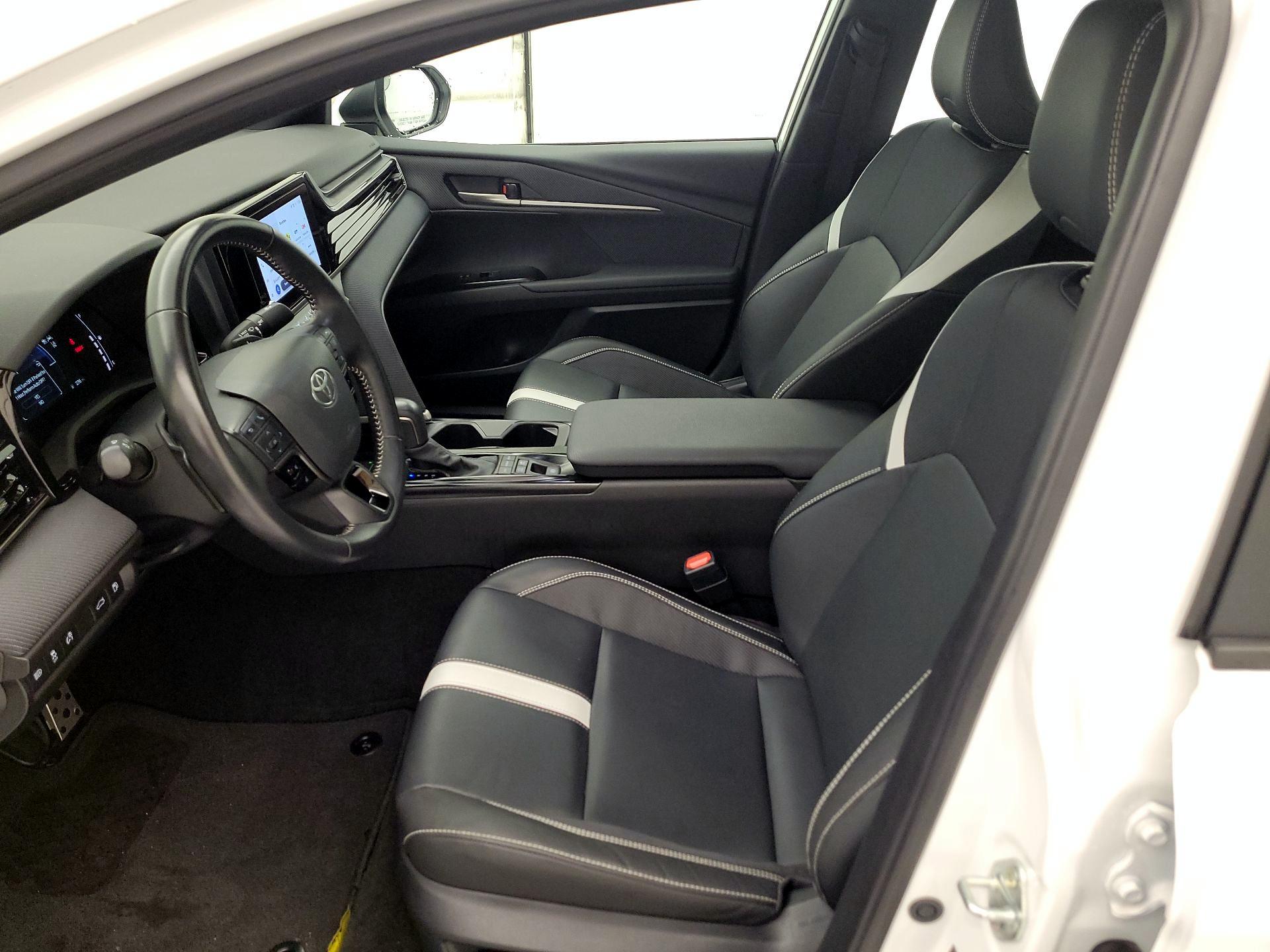 Thumbnail: 2025 Toyota Camry - 11