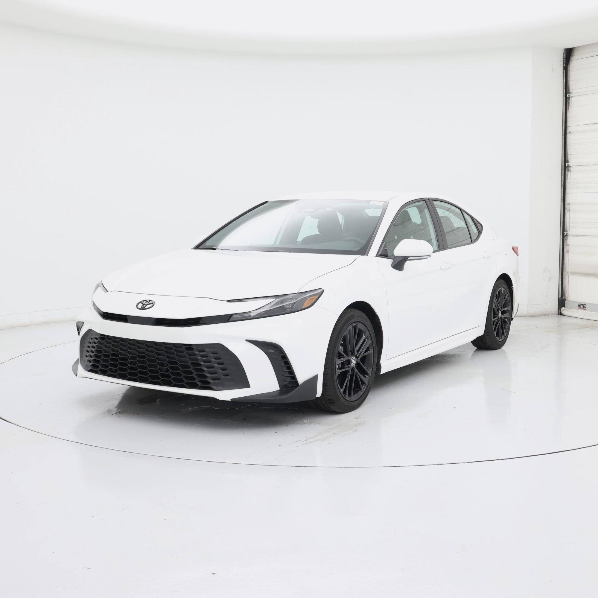 Thumbnail: 2025 Toyota Camry - 4