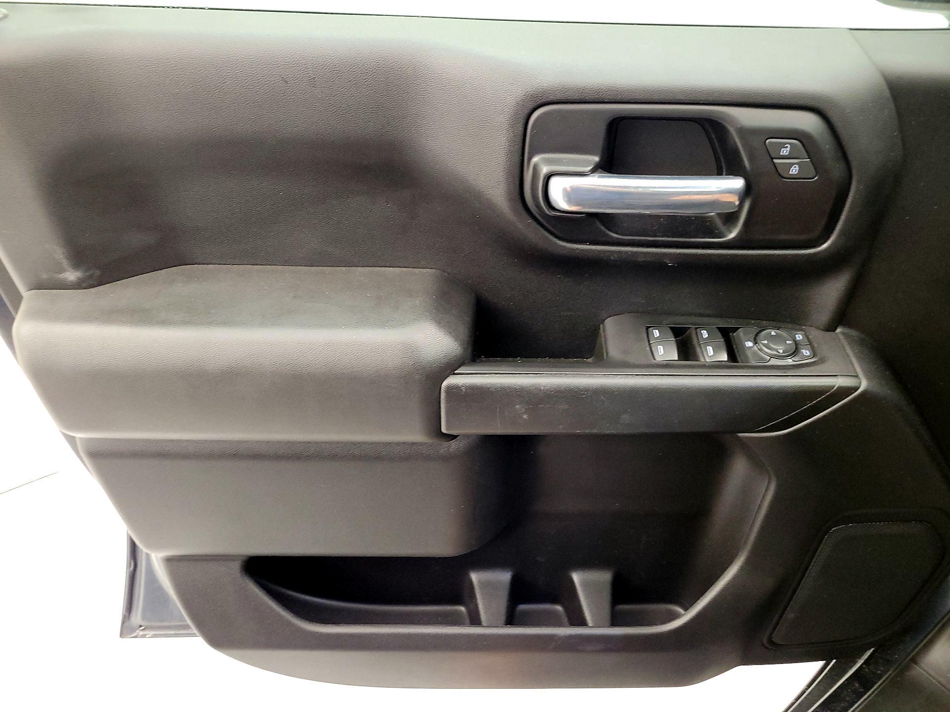 Thumbnail: 2021 Chevrolet Silverado 1500 - 12