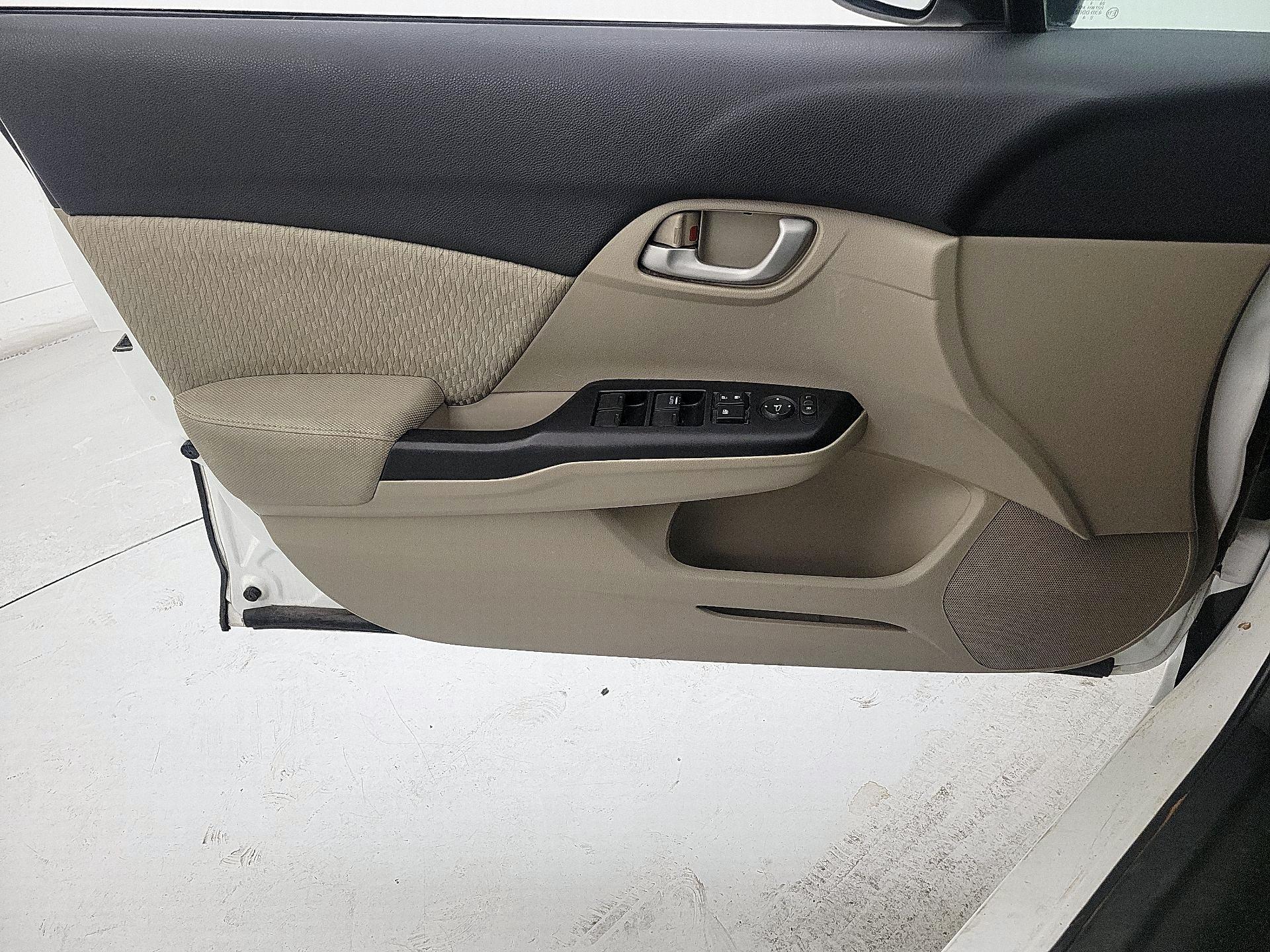 Thumbnail: 2014 Honda Civic - 12