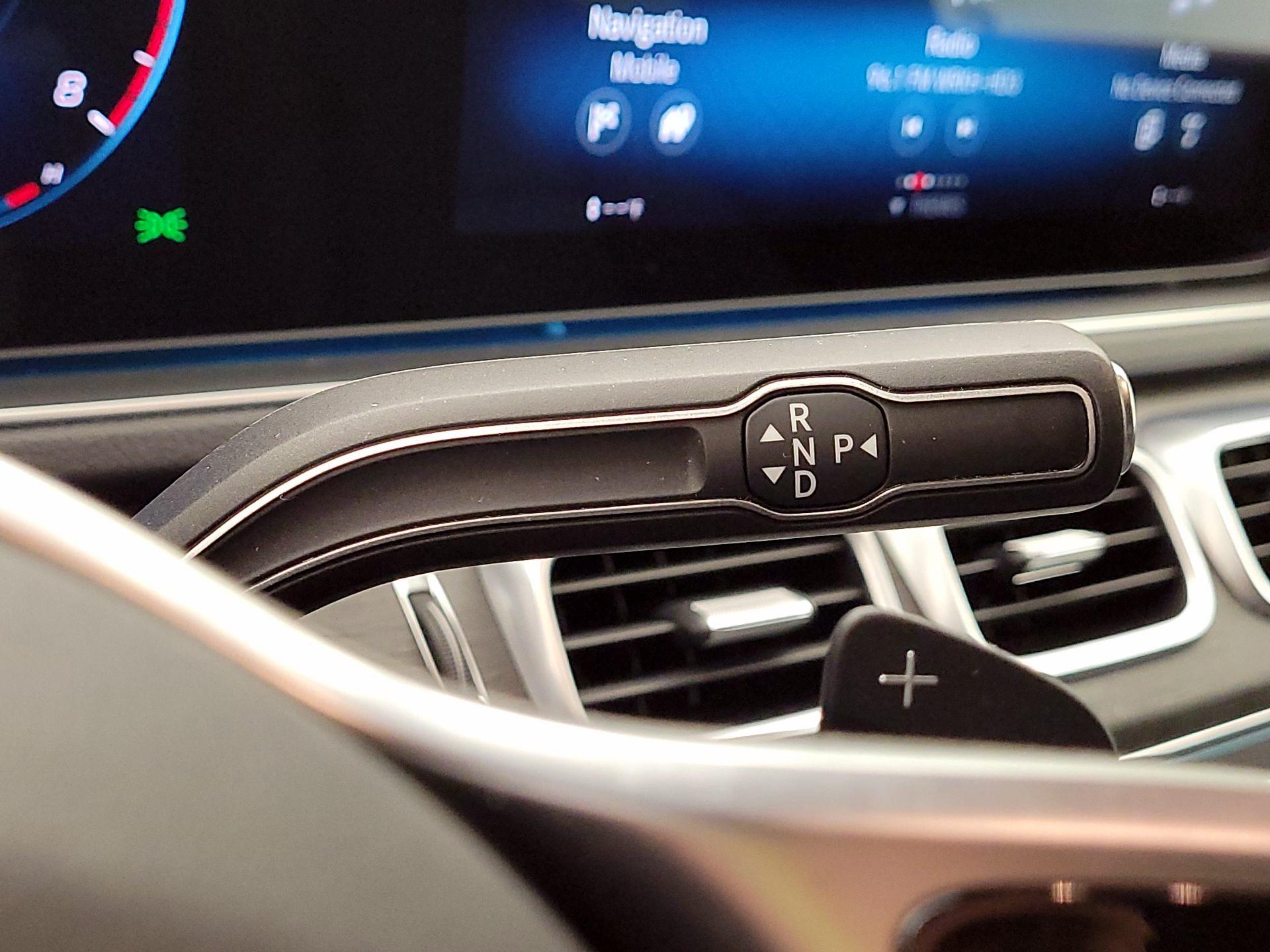 Thumbnail: 2023 Mercedes-Benz GLE - 17