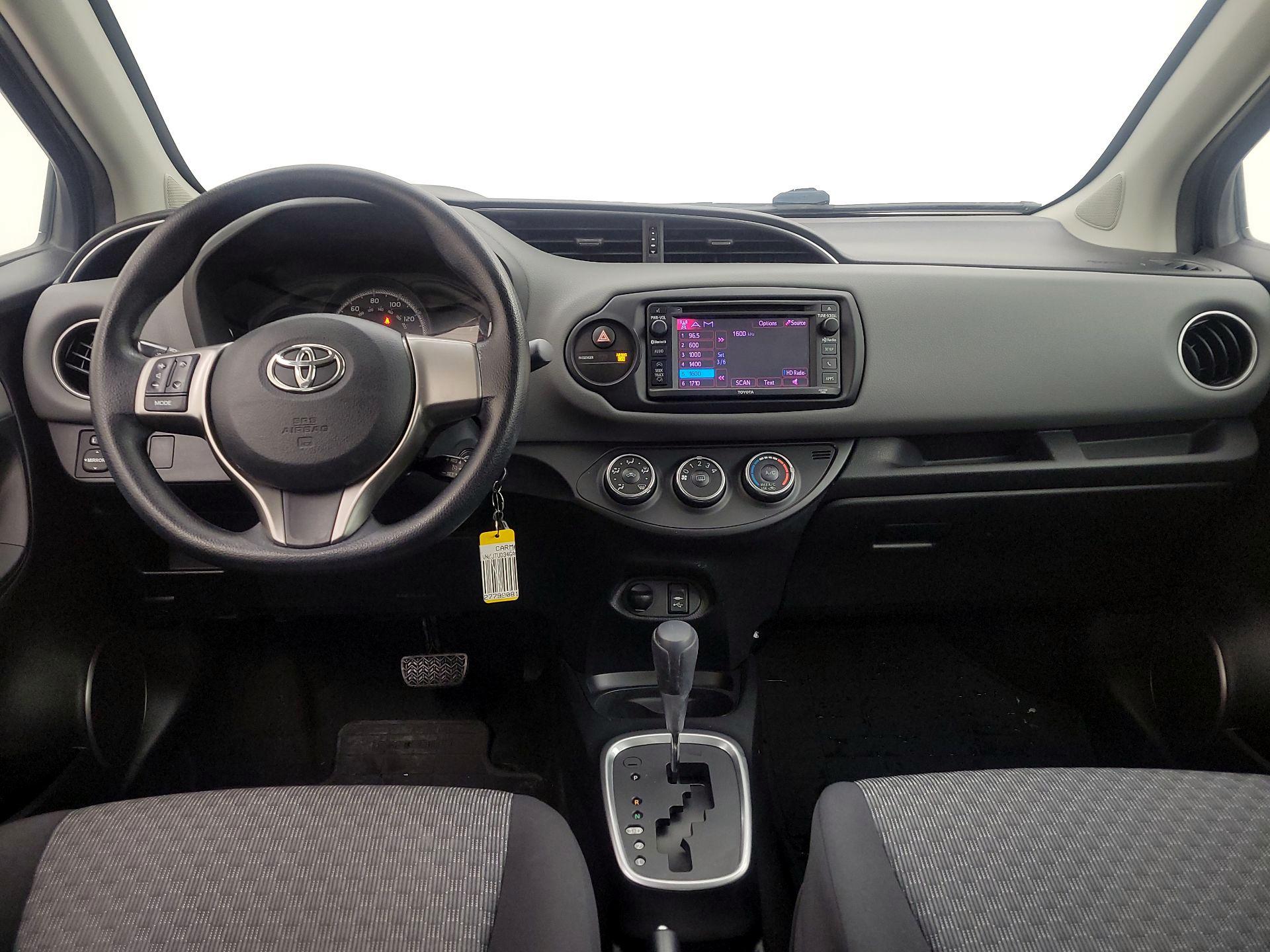 Thumbnail: 2016 Toyota Yaris - 9