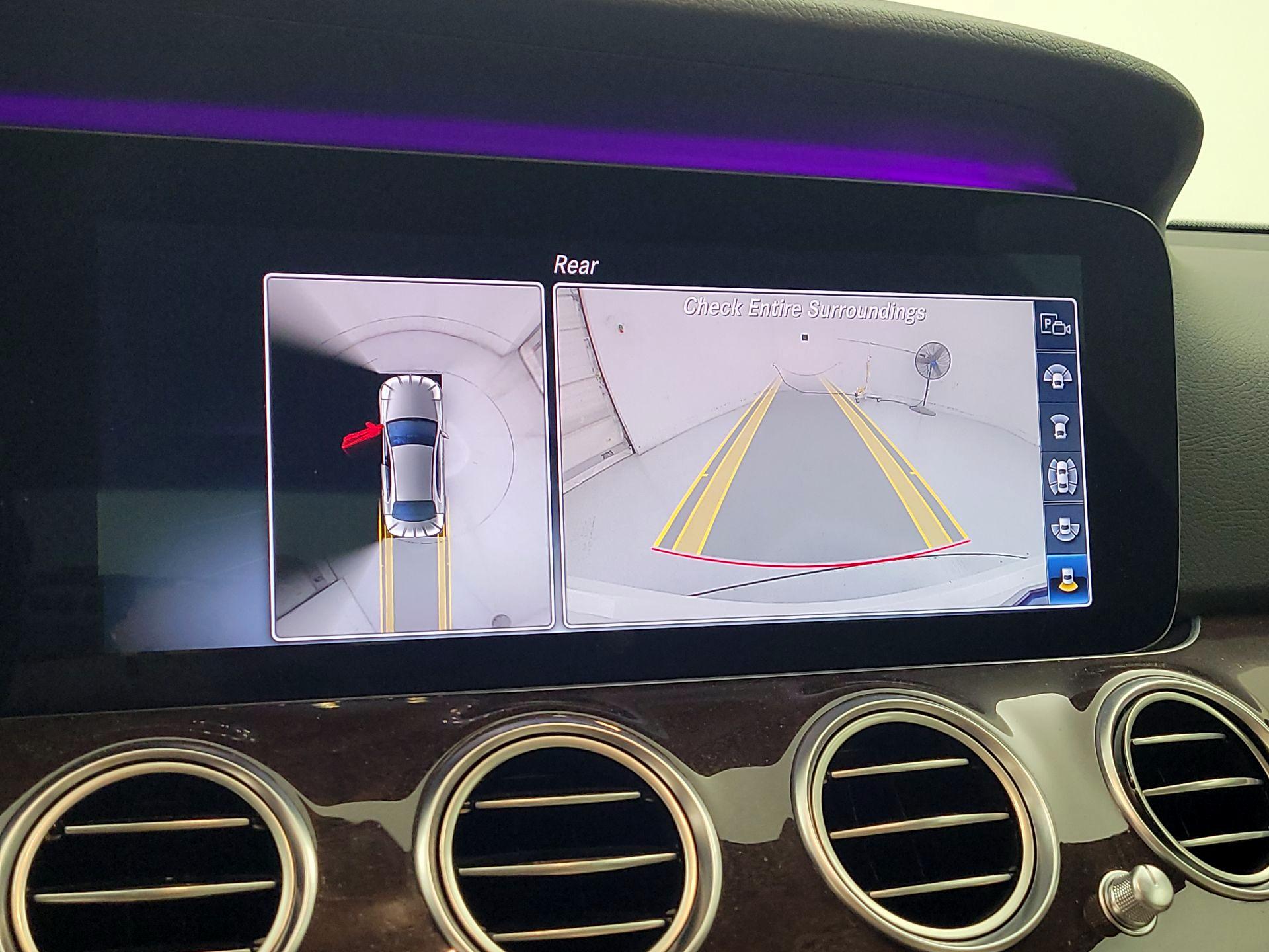 Thumbnail: 2020 Mercedes-Benz E-Class - 14