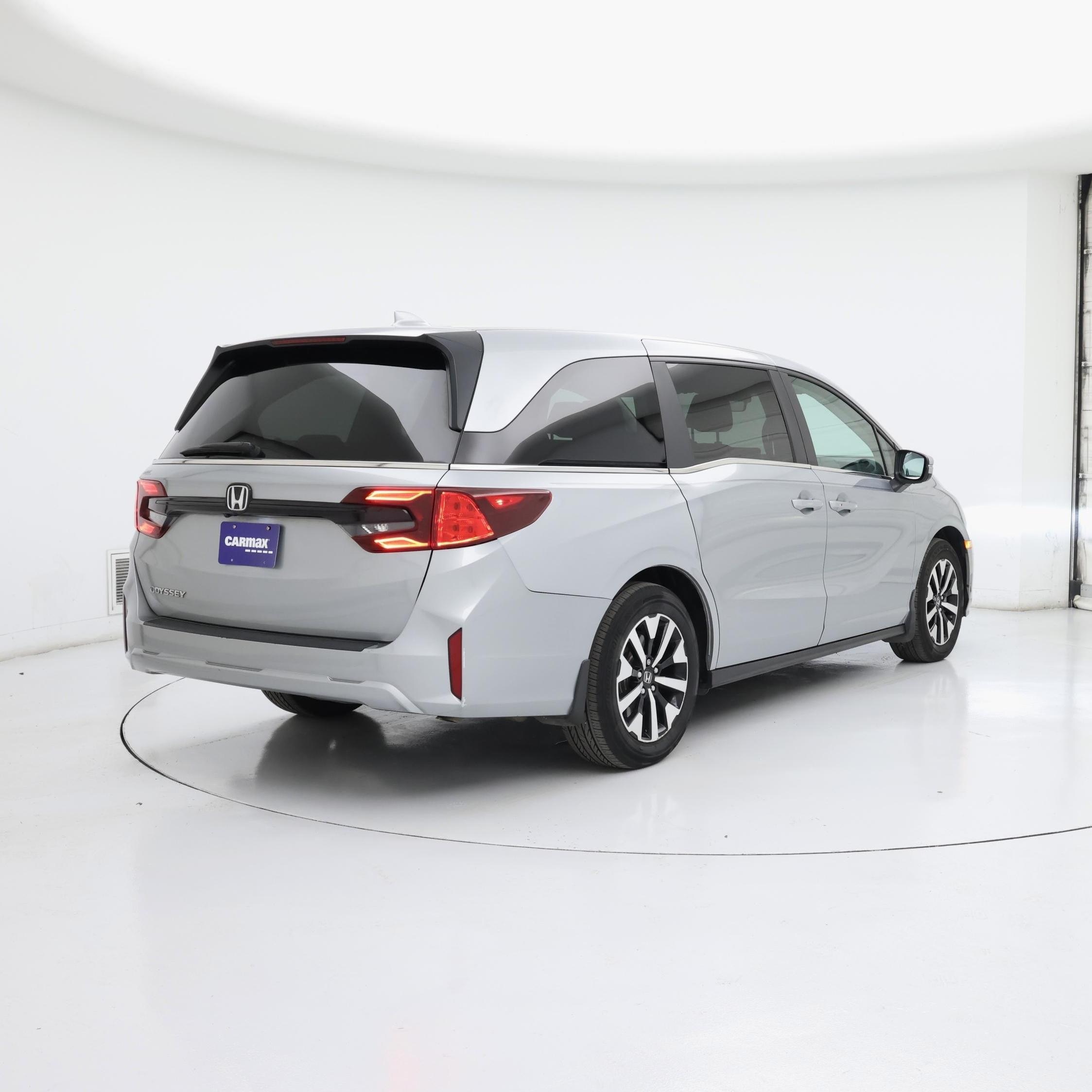 Thumbnail: 2025 Honda Odyssey - 8