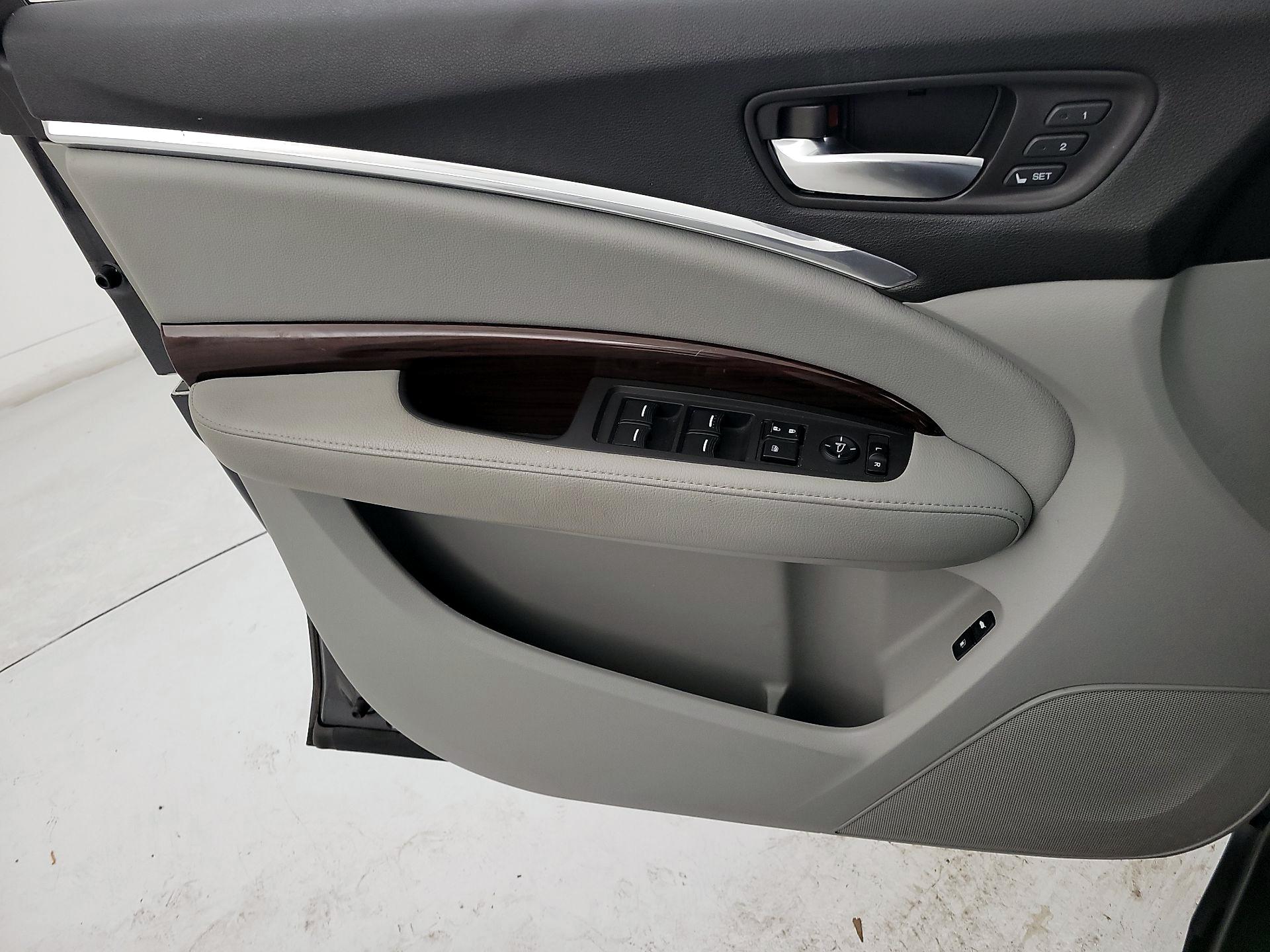 Thumbnail: 2015 Acura MDX - 12