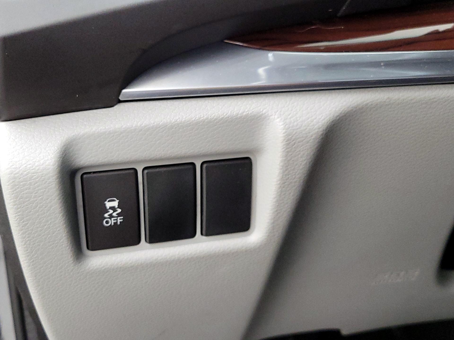 Thumbnail: 2015 Acura MDX - 13