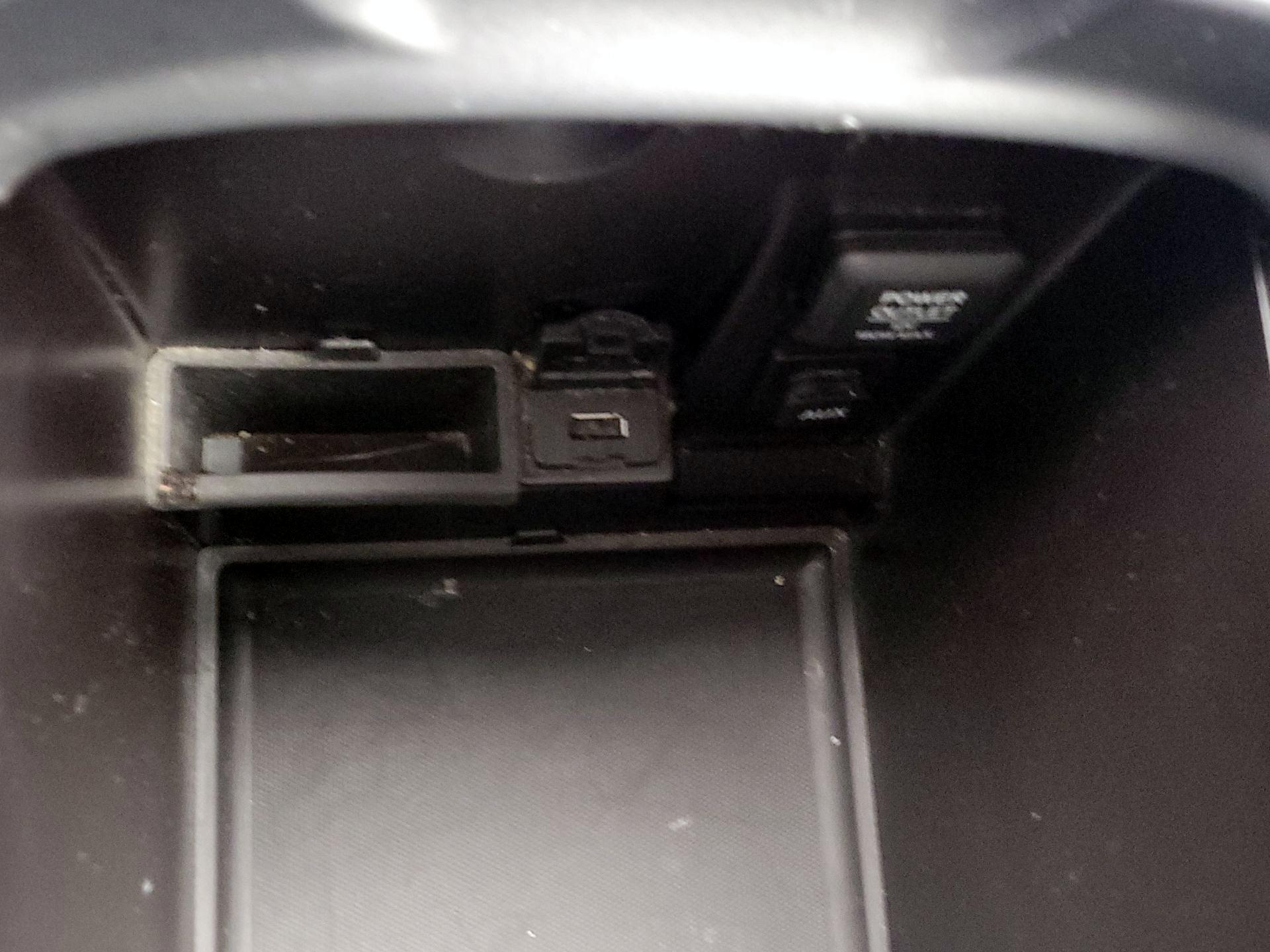 Thumbnail: 2015 Acura MDX - 18