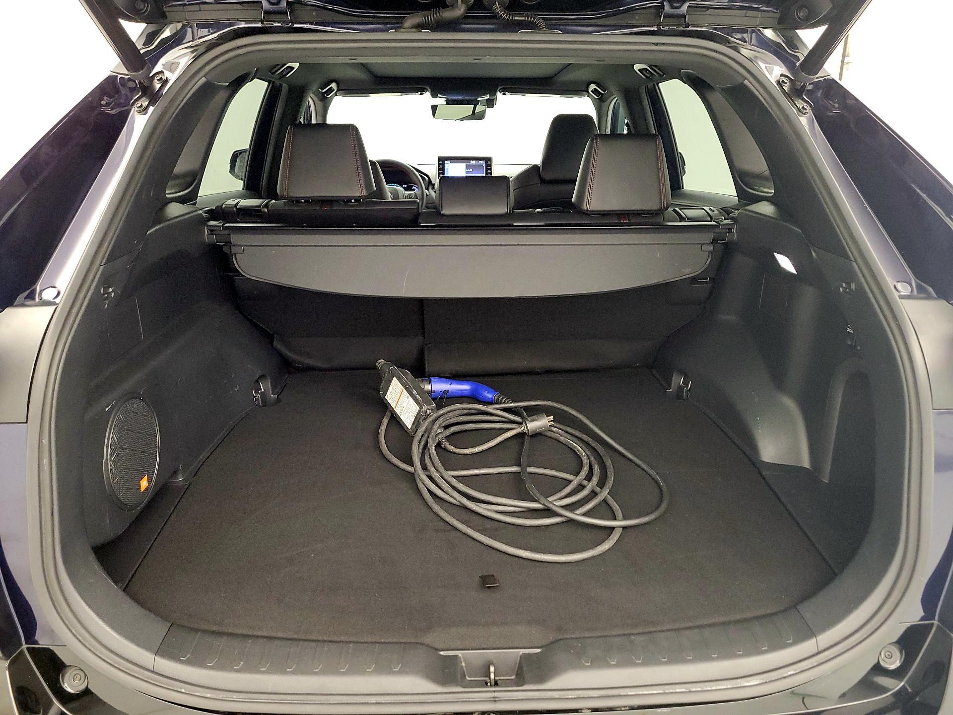 Thumbnail: 2022 Toyota RAV4 - 20