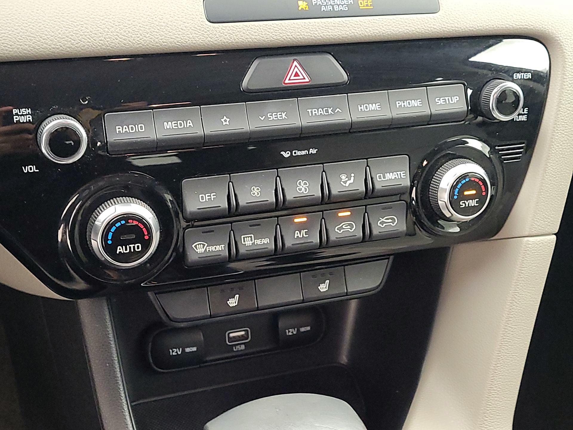 Thumbnail: 2020 Kia Sportage - 16