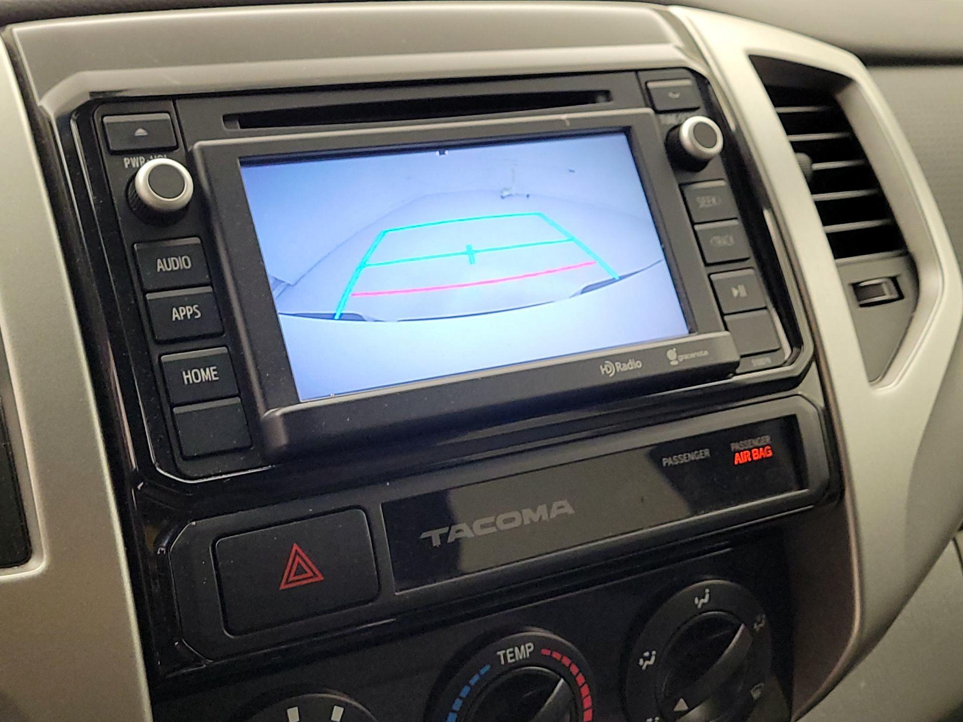 Thumbnail: 2015 Toyota Tacoma - 14