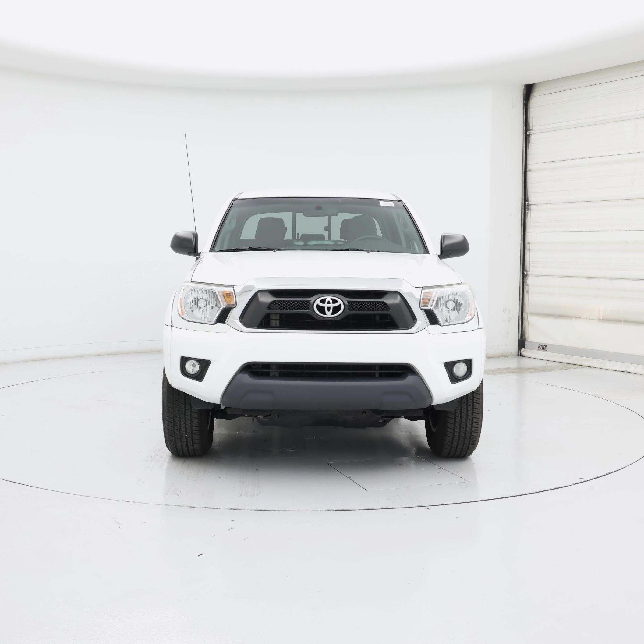 Thumbnail: 2015 Toyota Tacoma - 5