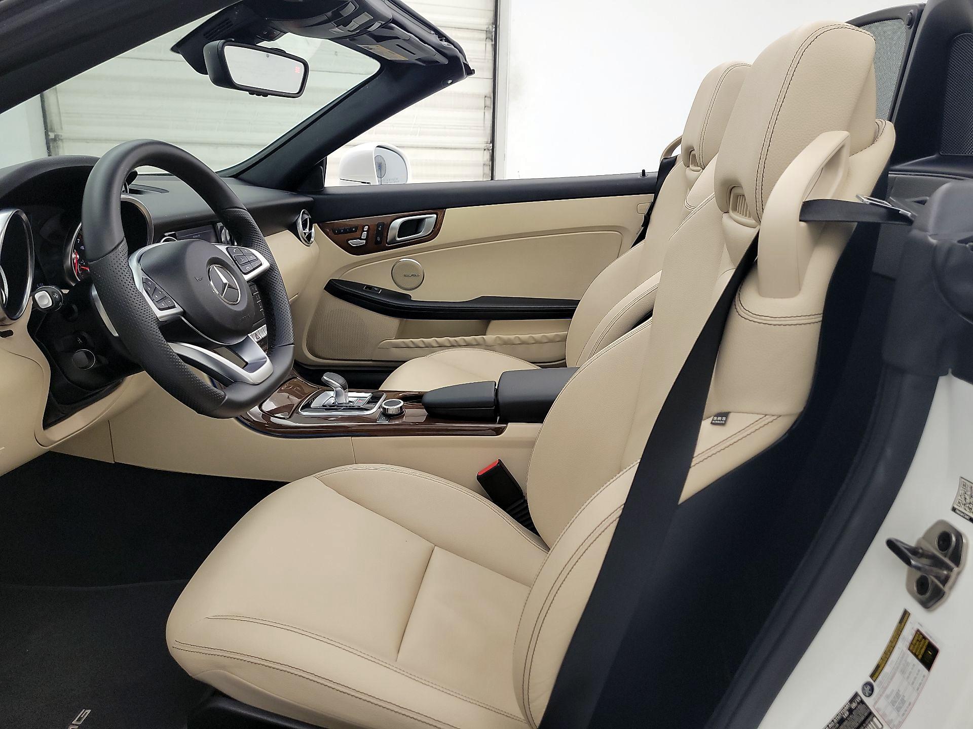 Thumbnail: 2020 Mercedes-Benz SLC - 11