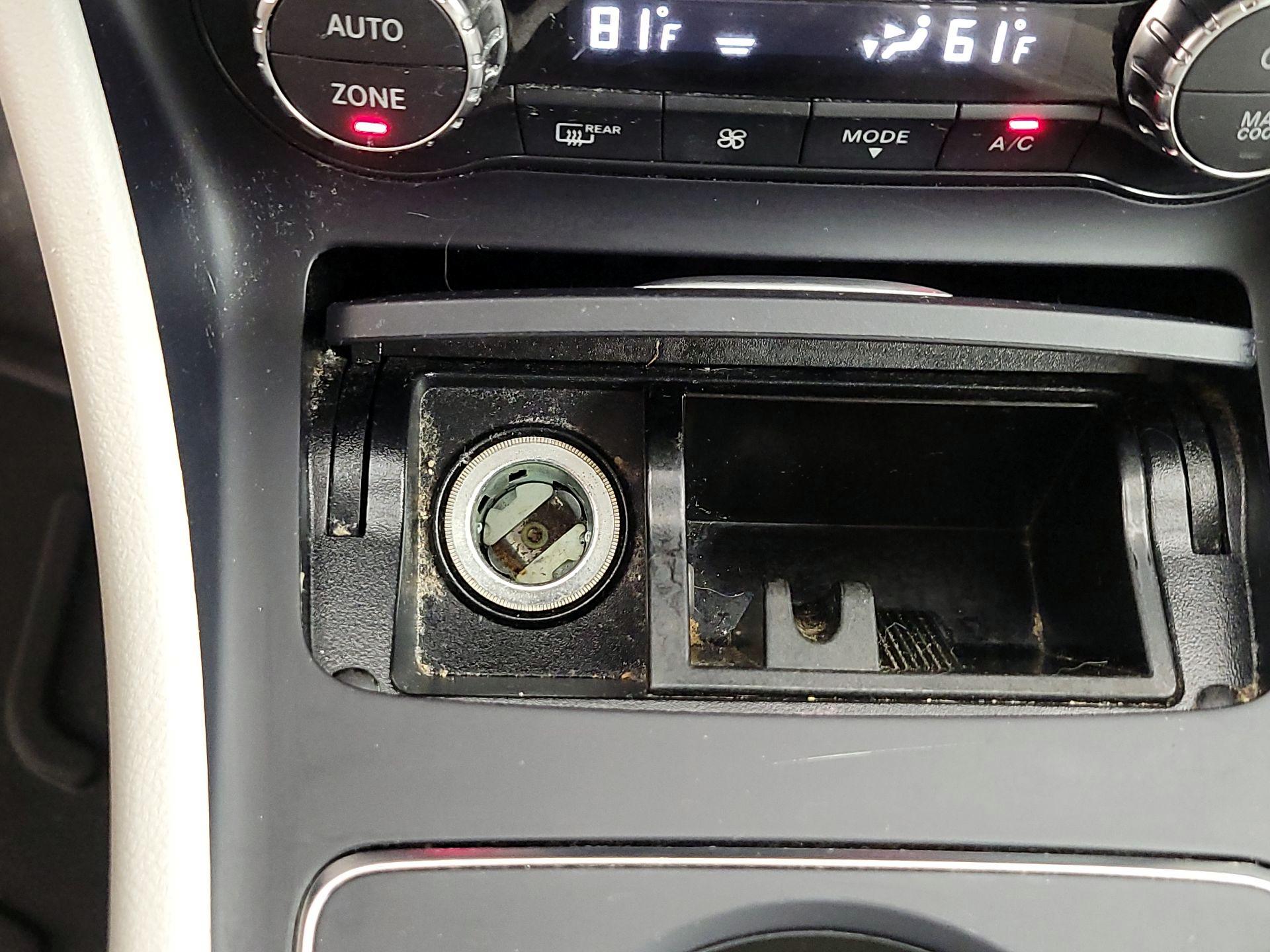 Thumbnail: 2017 Mercedes-Benz GLA - 18