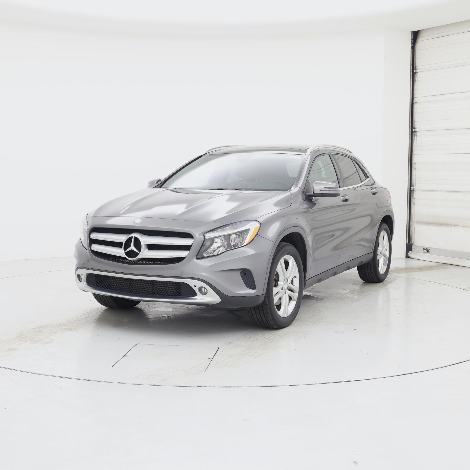 Thumbnail: 2017 Mercedes-Benz GLA - 4