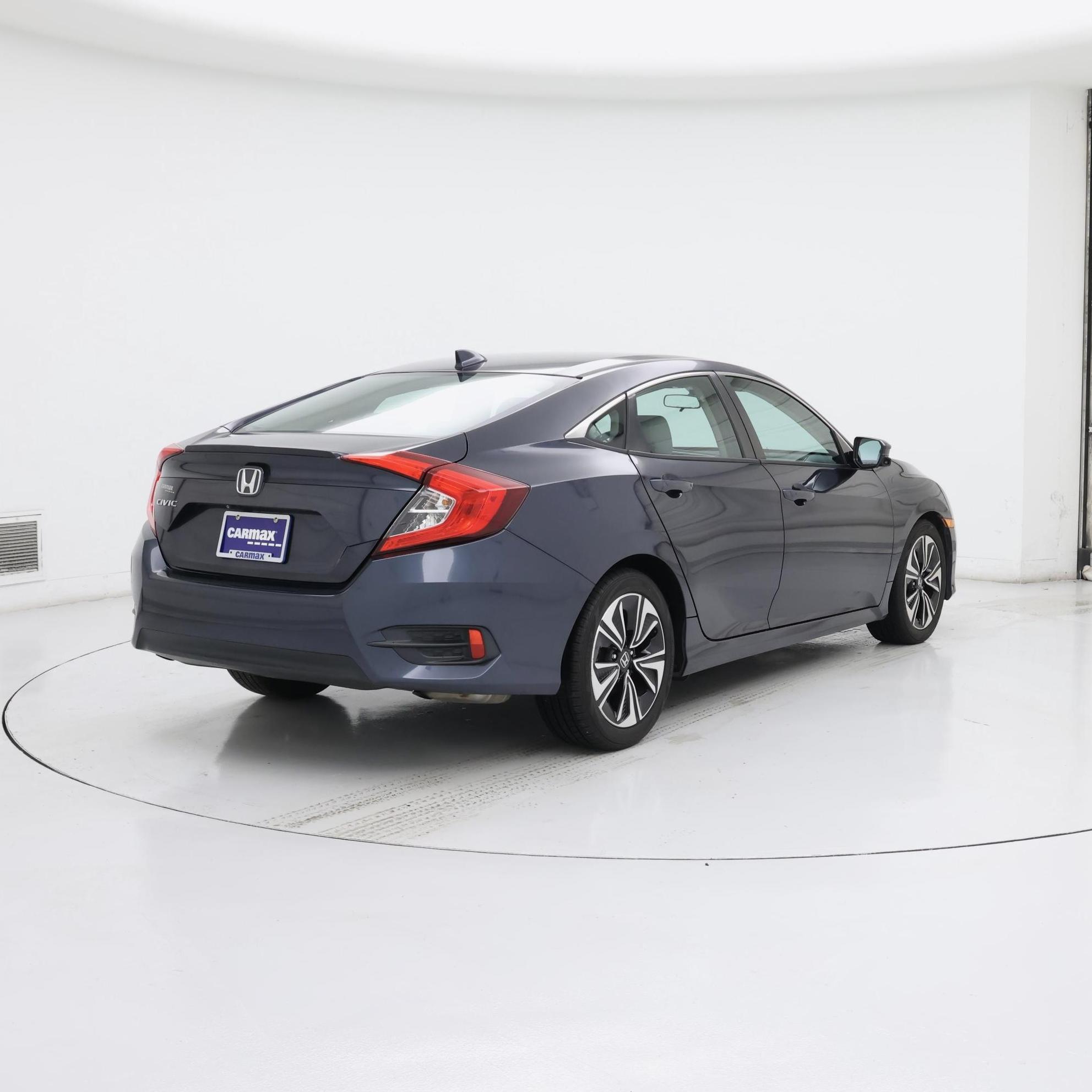 Thumbnail: 2016 Honda Civic - 8