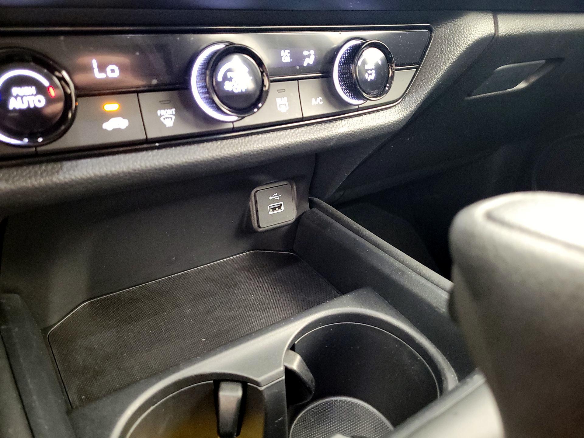 Thumbnail: 2024 Honda HR-V - 18